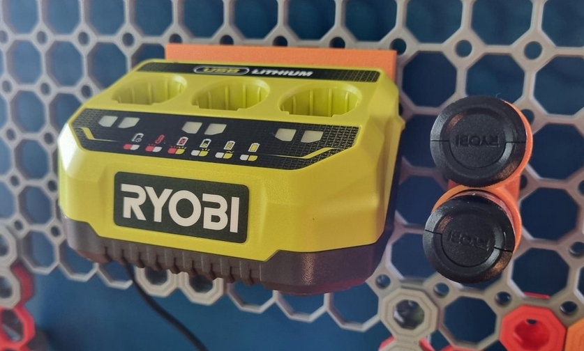 Ryobi USB Lithium Battery charger holder - Multiboard / Multiconnect
