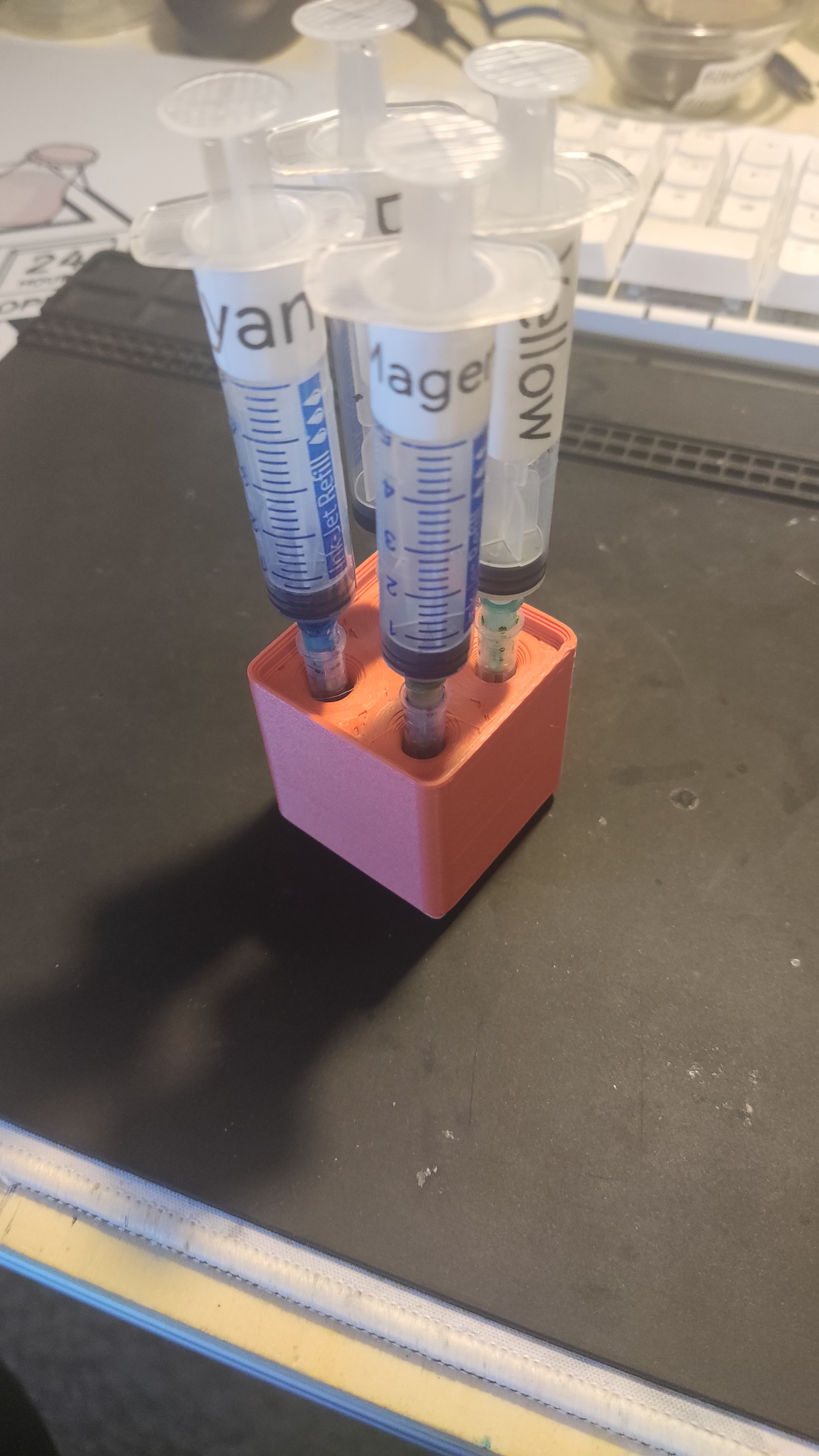 Syringe holder gridfinity