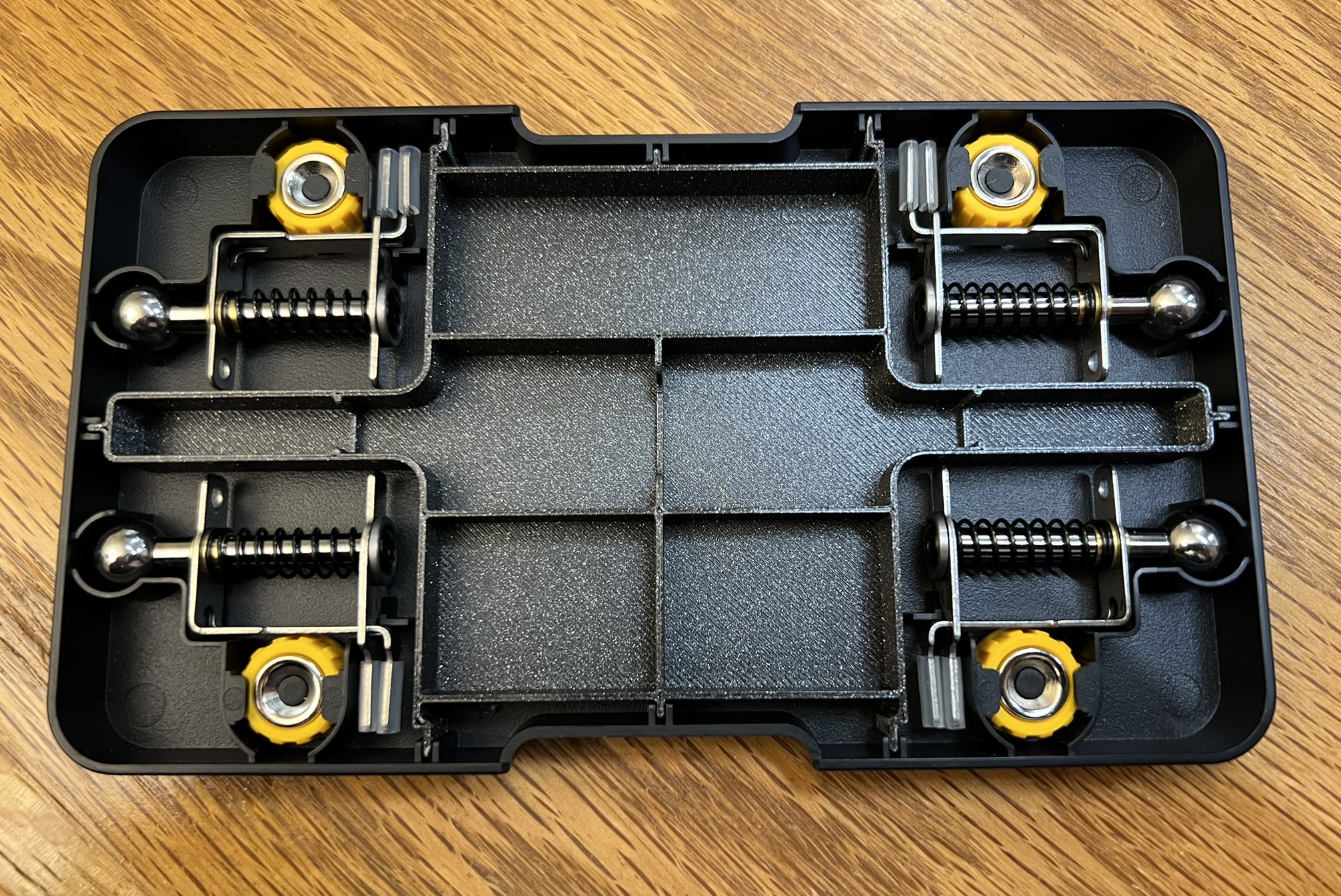 Closed tray for Omnifixo M4.4 IM Field Box