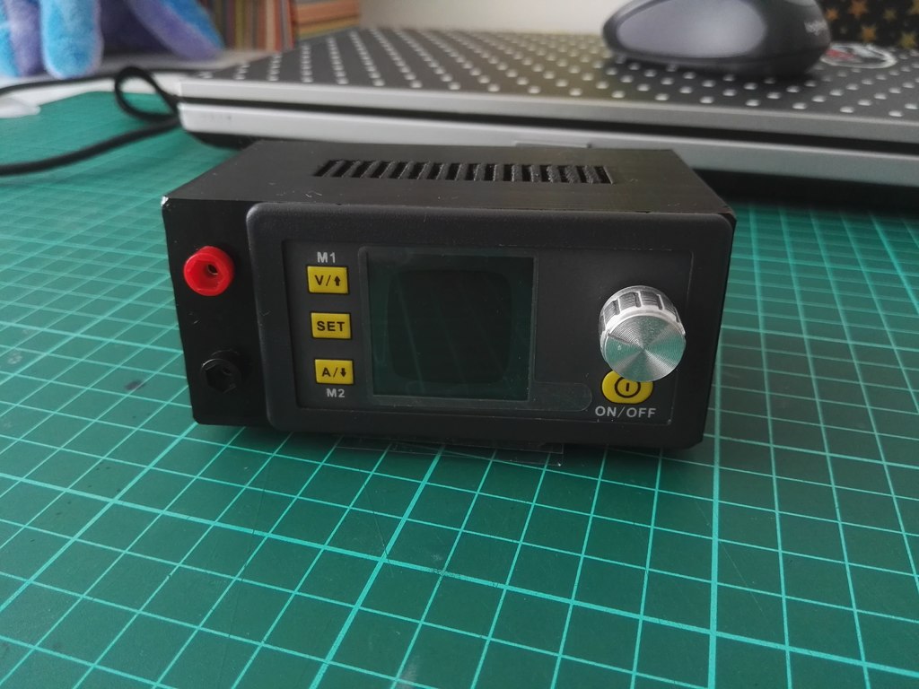 DPS5005 laboratory PSU box