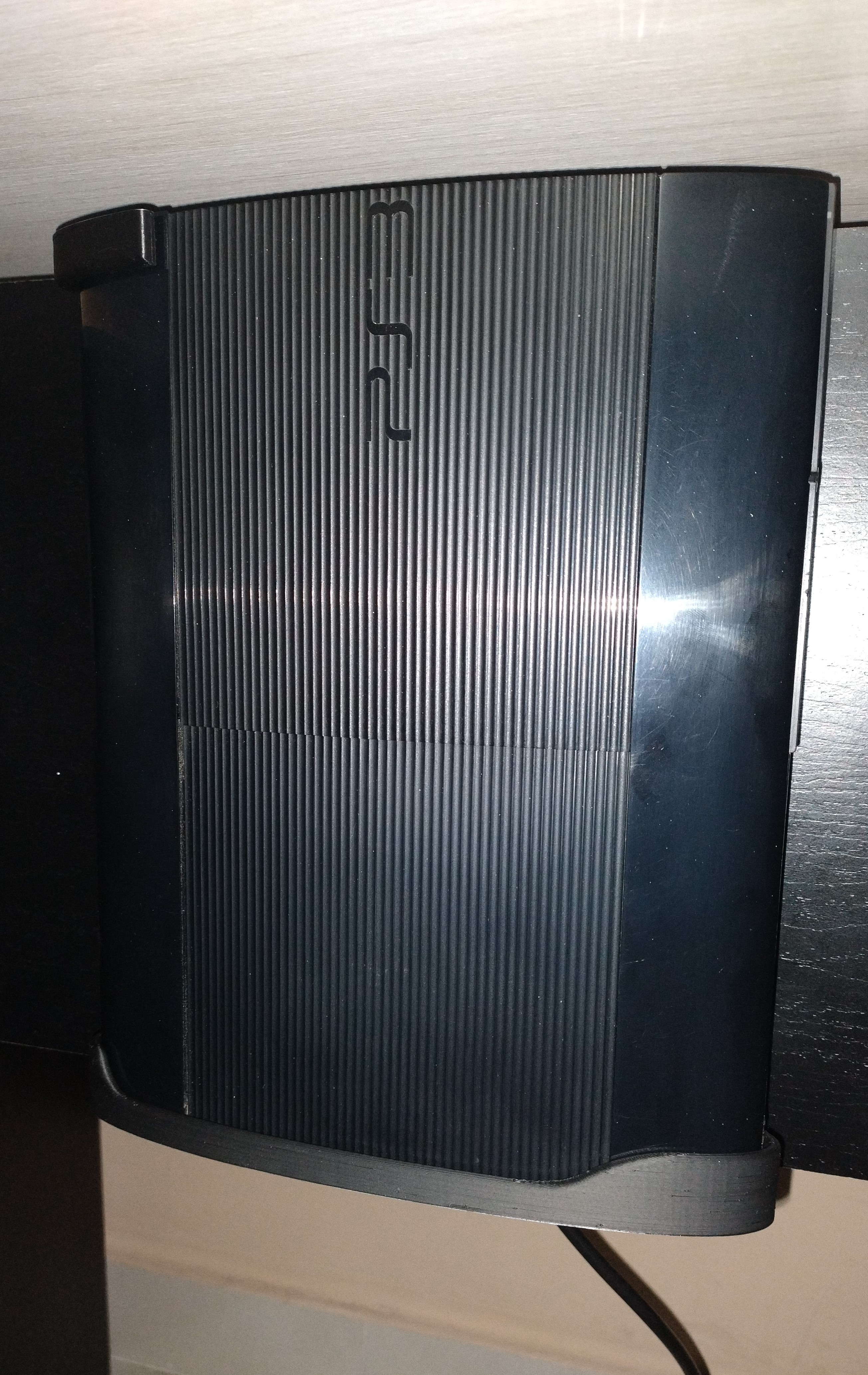 PS3 wall mount