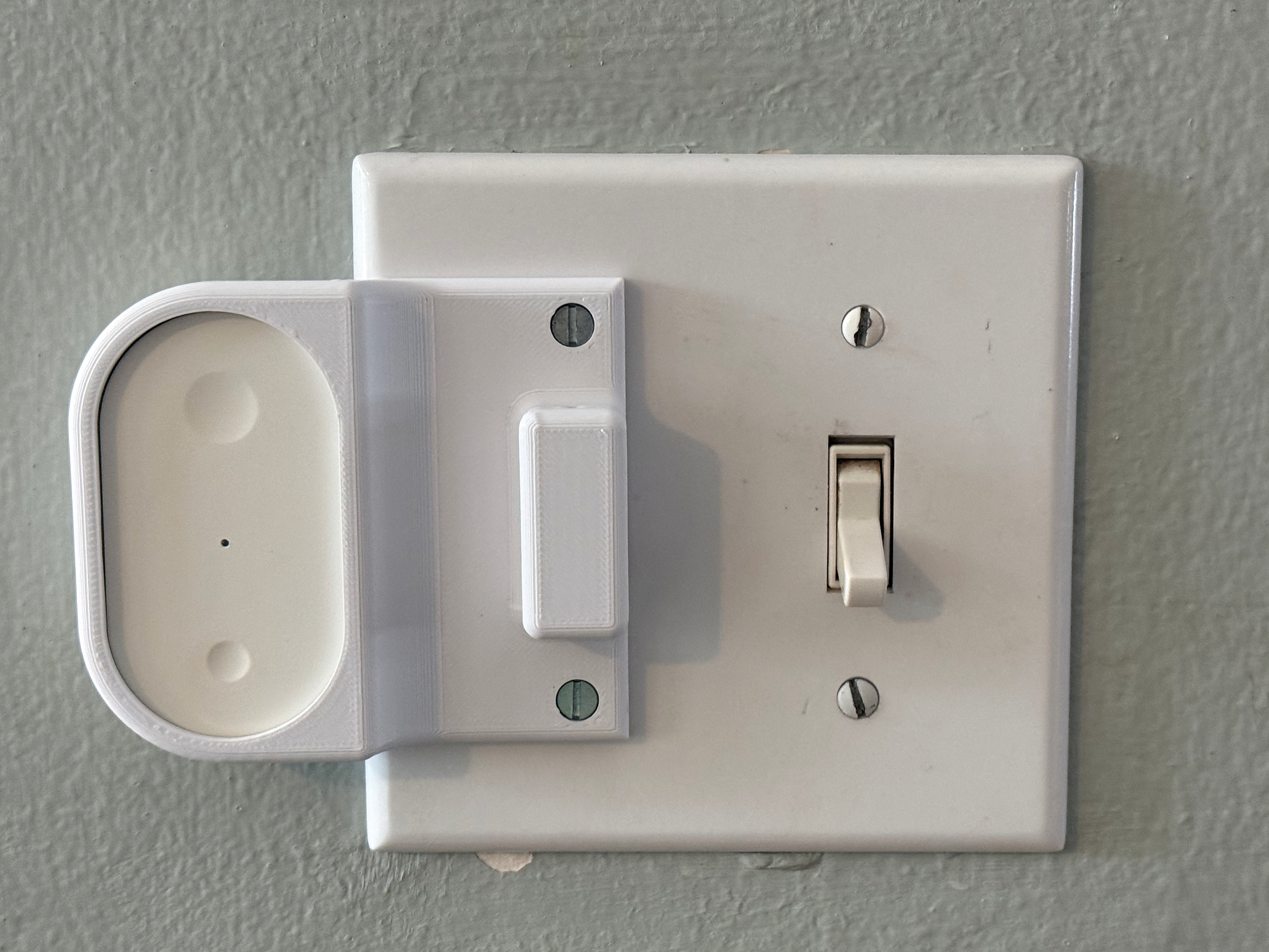 BILRESA Smart Switch Mount with Toggle Lockout