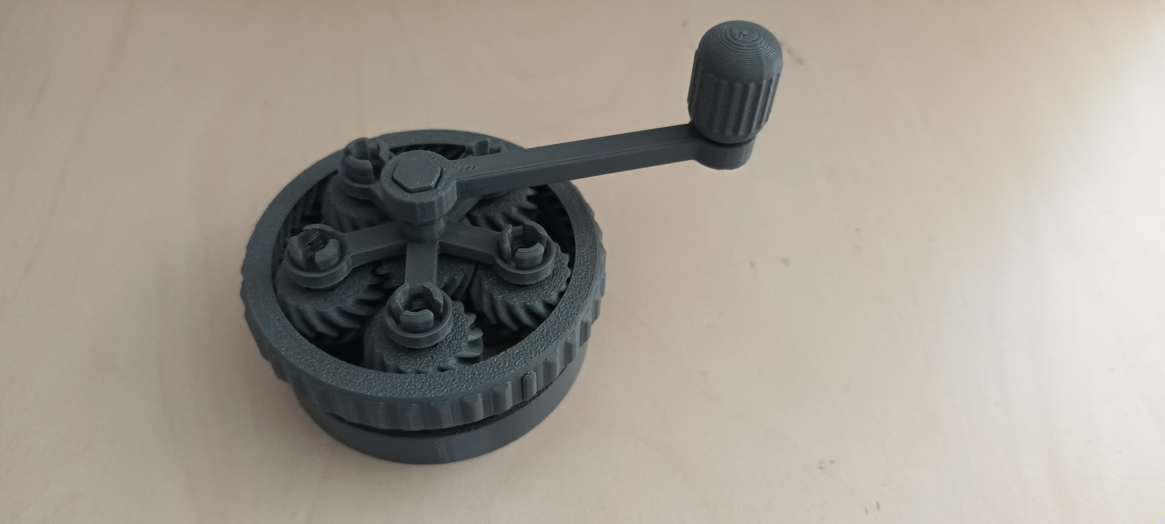 Mini fan fidget