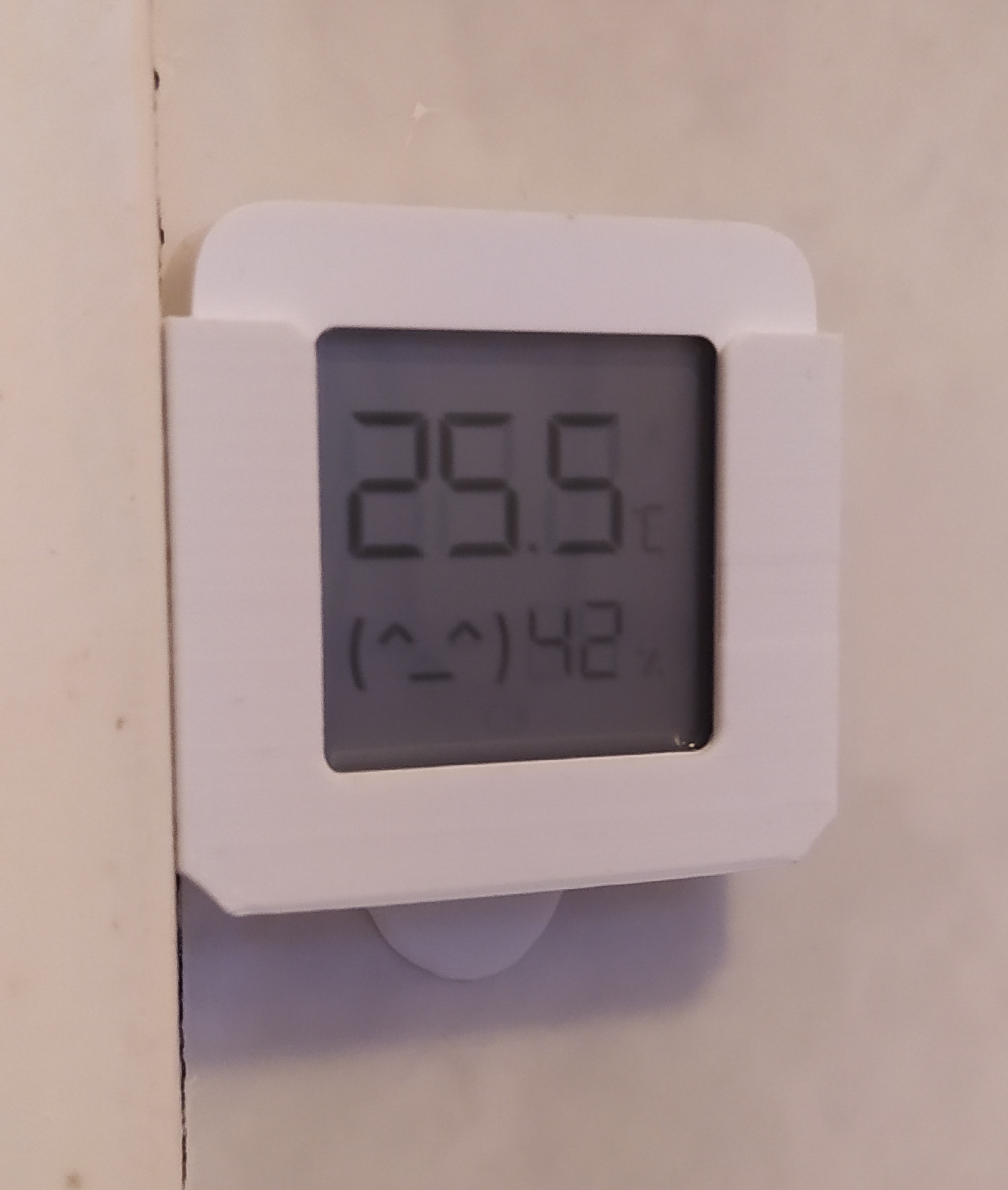 Wall mount for Xiaomi Mijia temperature / humidity sensor LYWSD03MMC [Light weight]