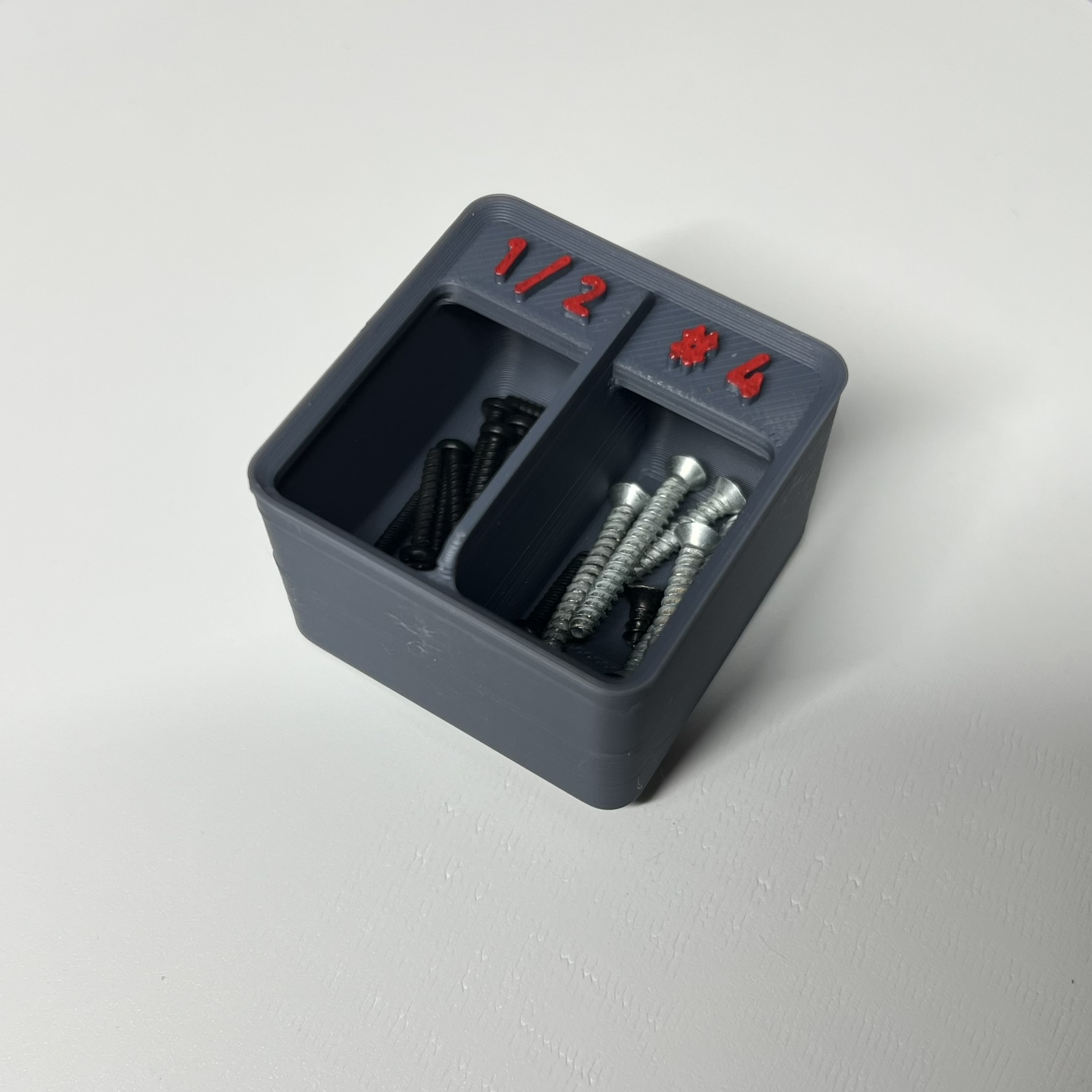 1 x 1 x 4U Gridfinity Bin - no spill divider, label, for 4U Modern Gridfinity Case