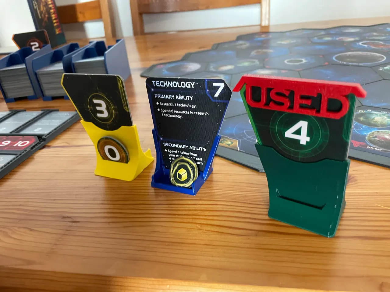 Twilight Imperium 4th Edition Strategy Card Holder with Naalu 0