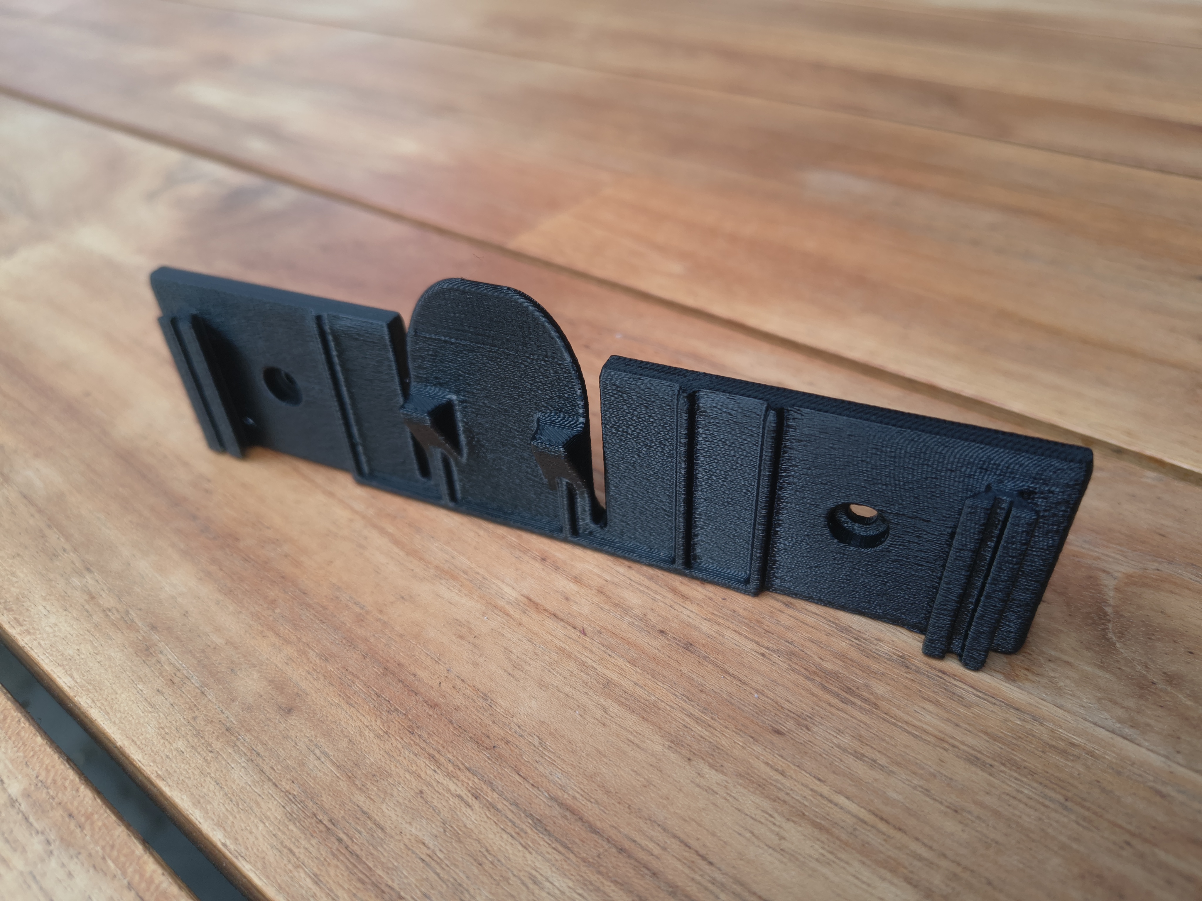 Wall mount / holder for Bosch PowerMore 250 range extender