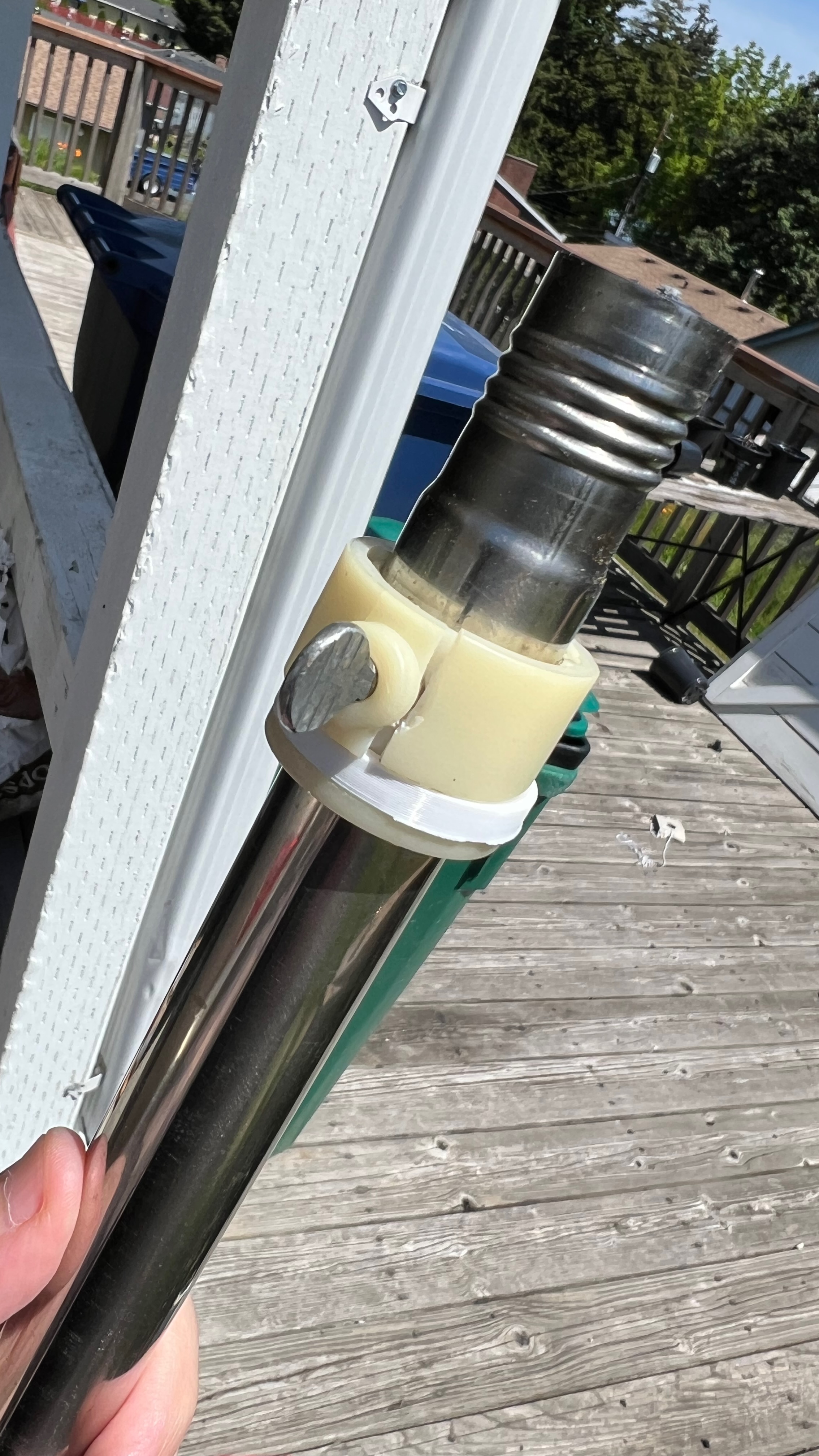 Replacement slip ring for flag pole swivel