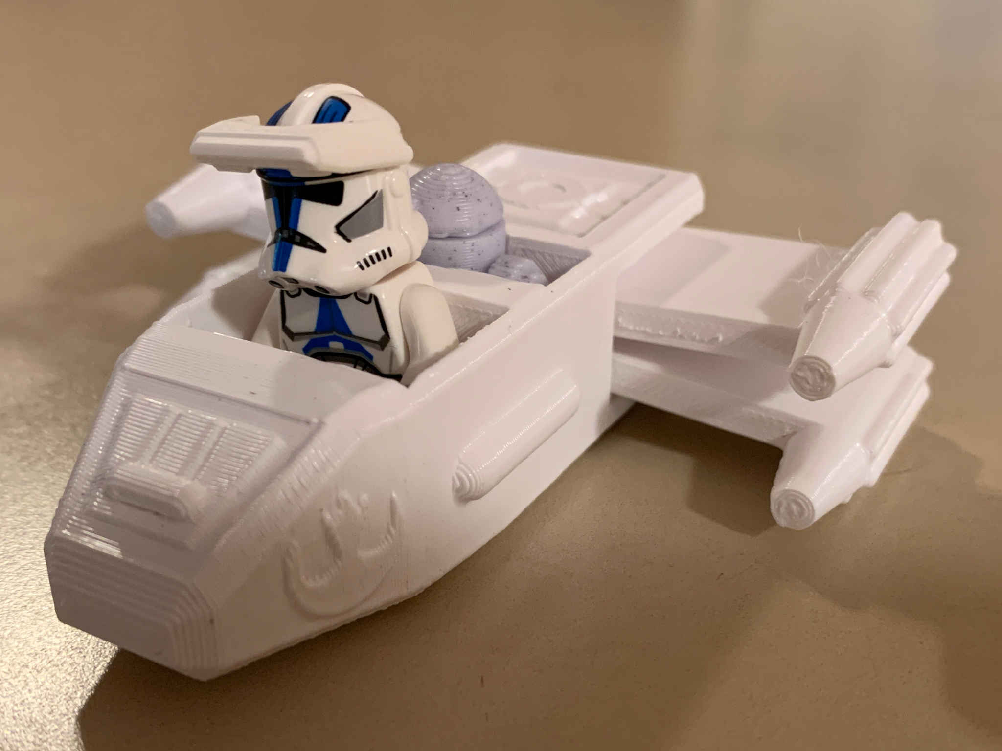 Star Wars X-Wing Fighter for Lego Minifigs (and R2D2, too!)