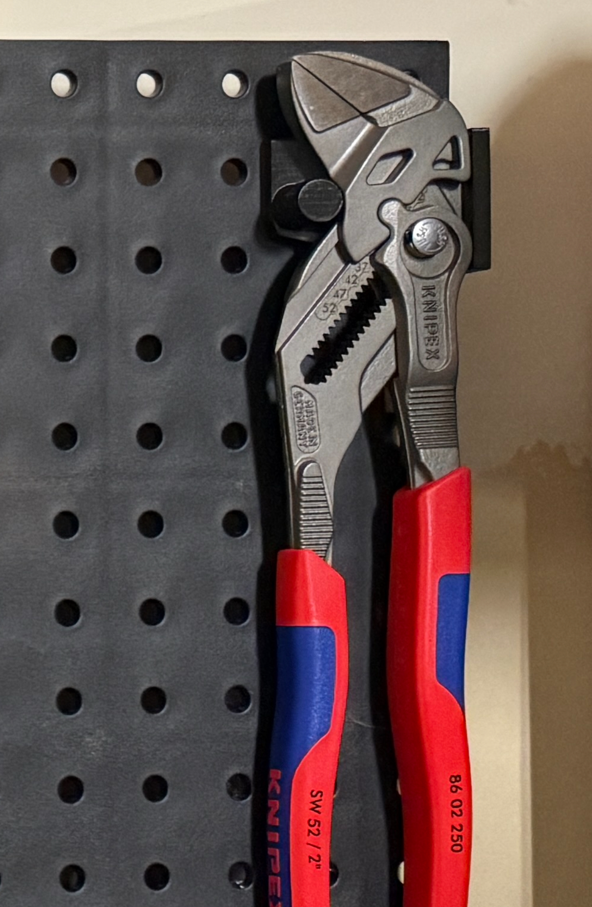 Peg Board Mount for Knipex 250mm Plier Wrench