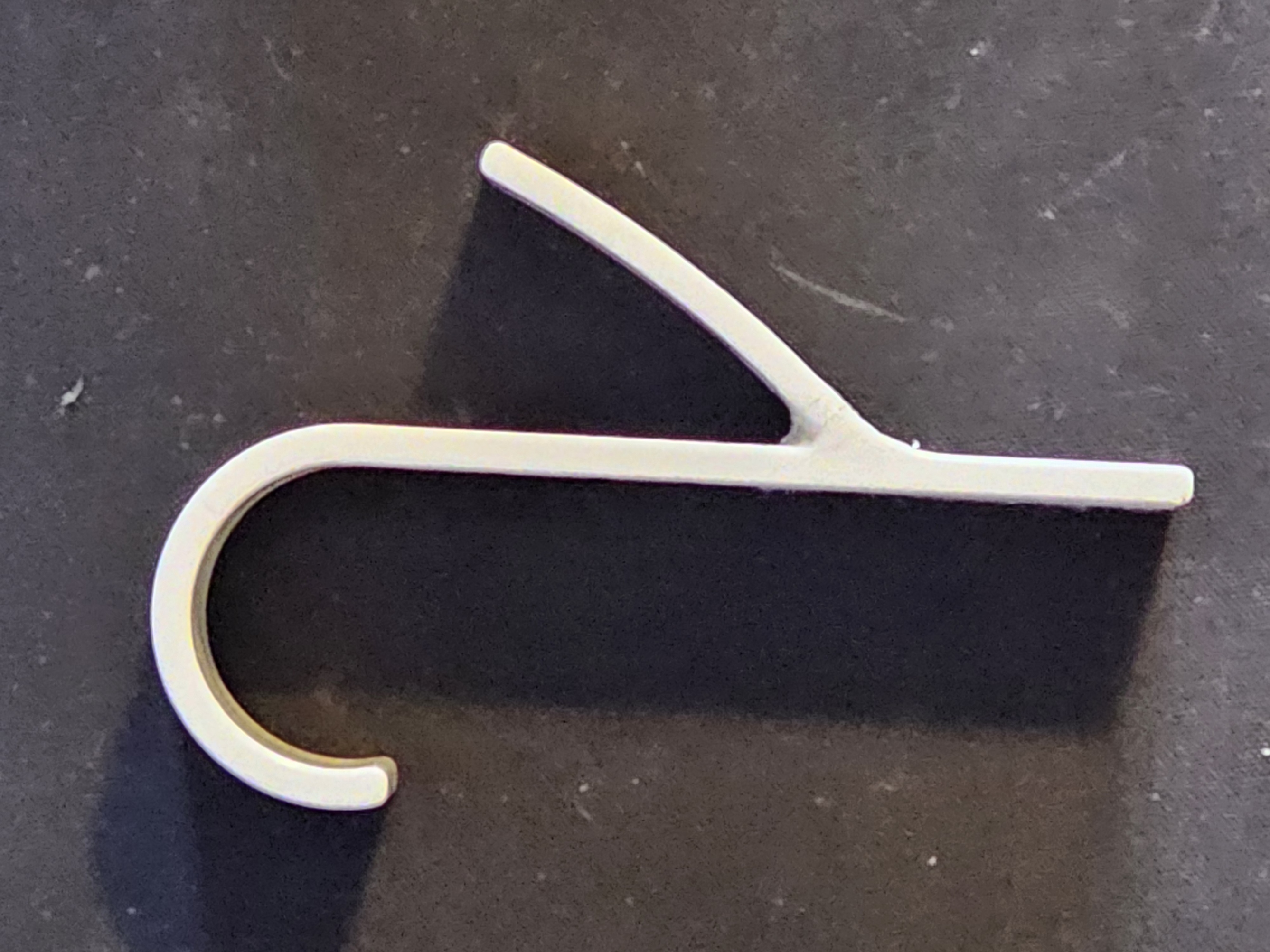 Bathrom radiator hooks