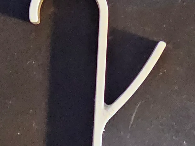 Bathrom radiator hooks