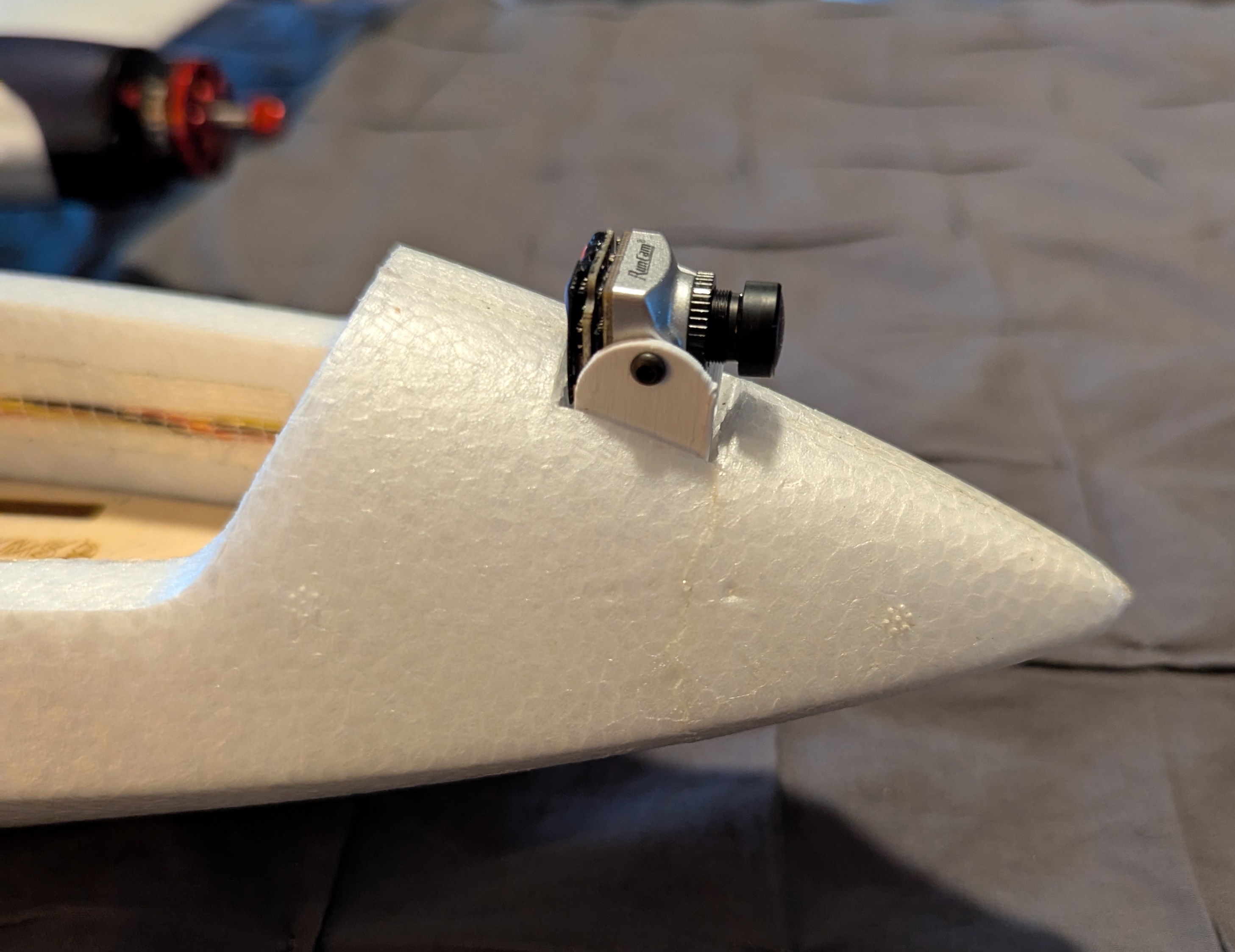 AtomRC Swordfish front 14mm camera mount