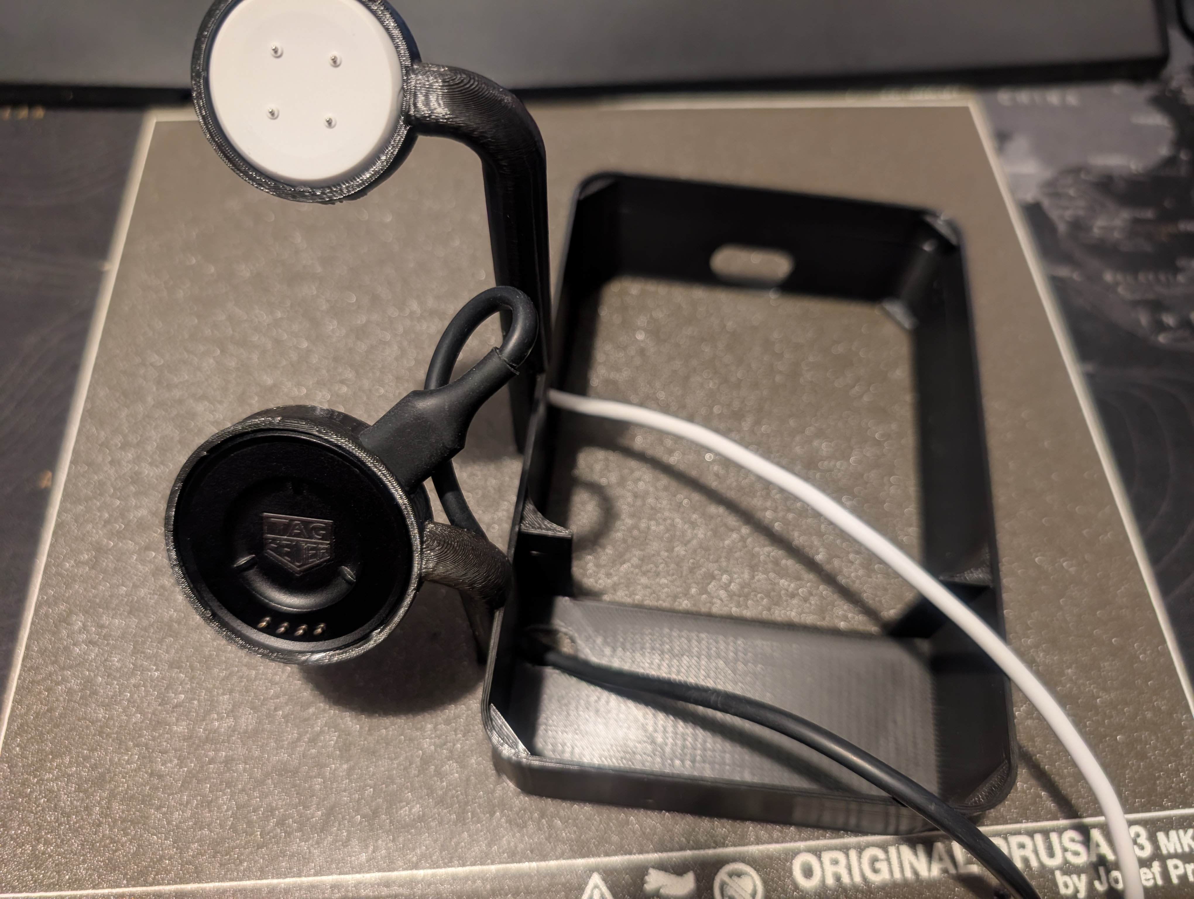 Phone and smart watch bedside organiser — miniatura 2
