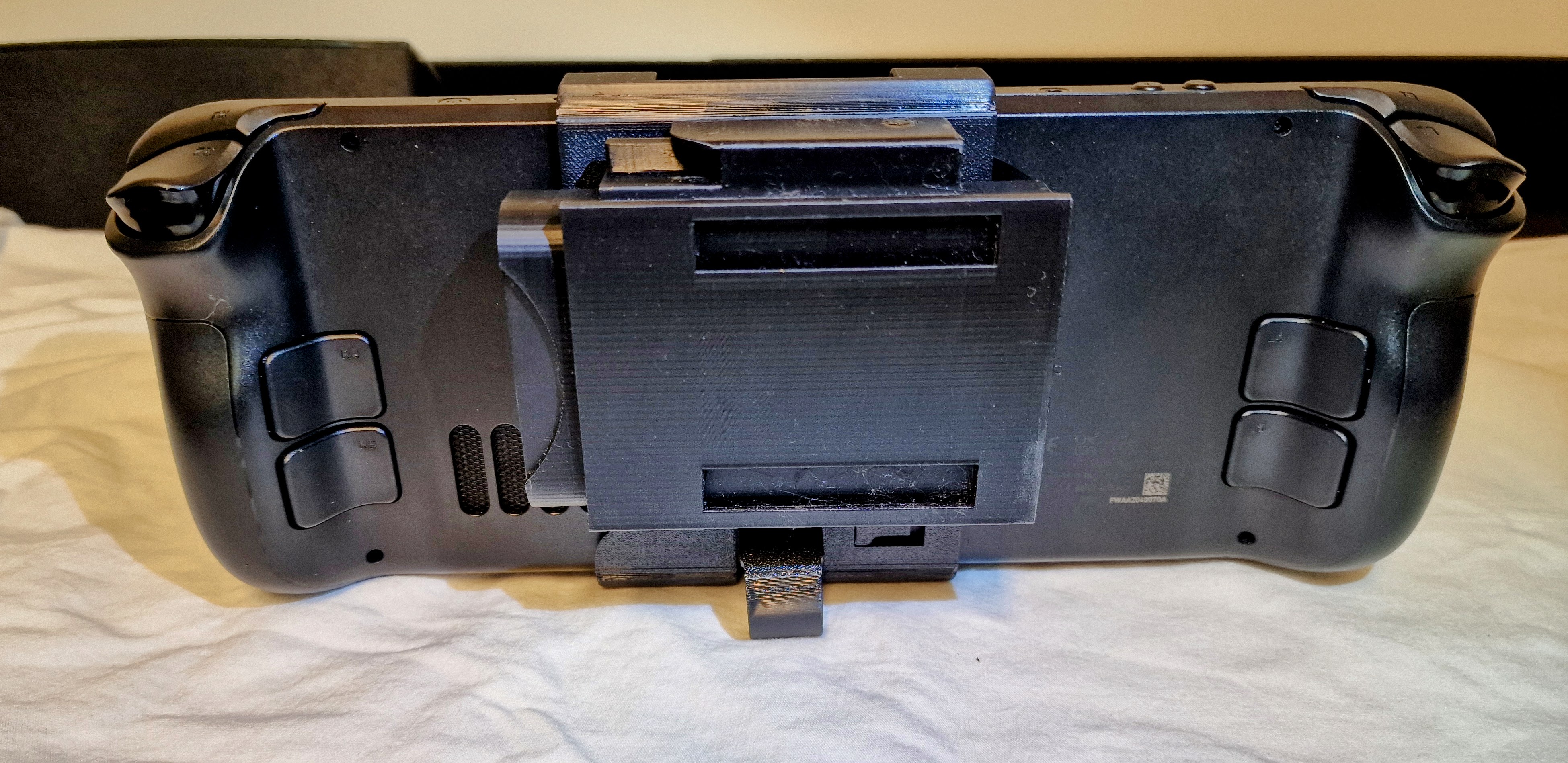 Steamclip - Vive Battery Attachment with mount