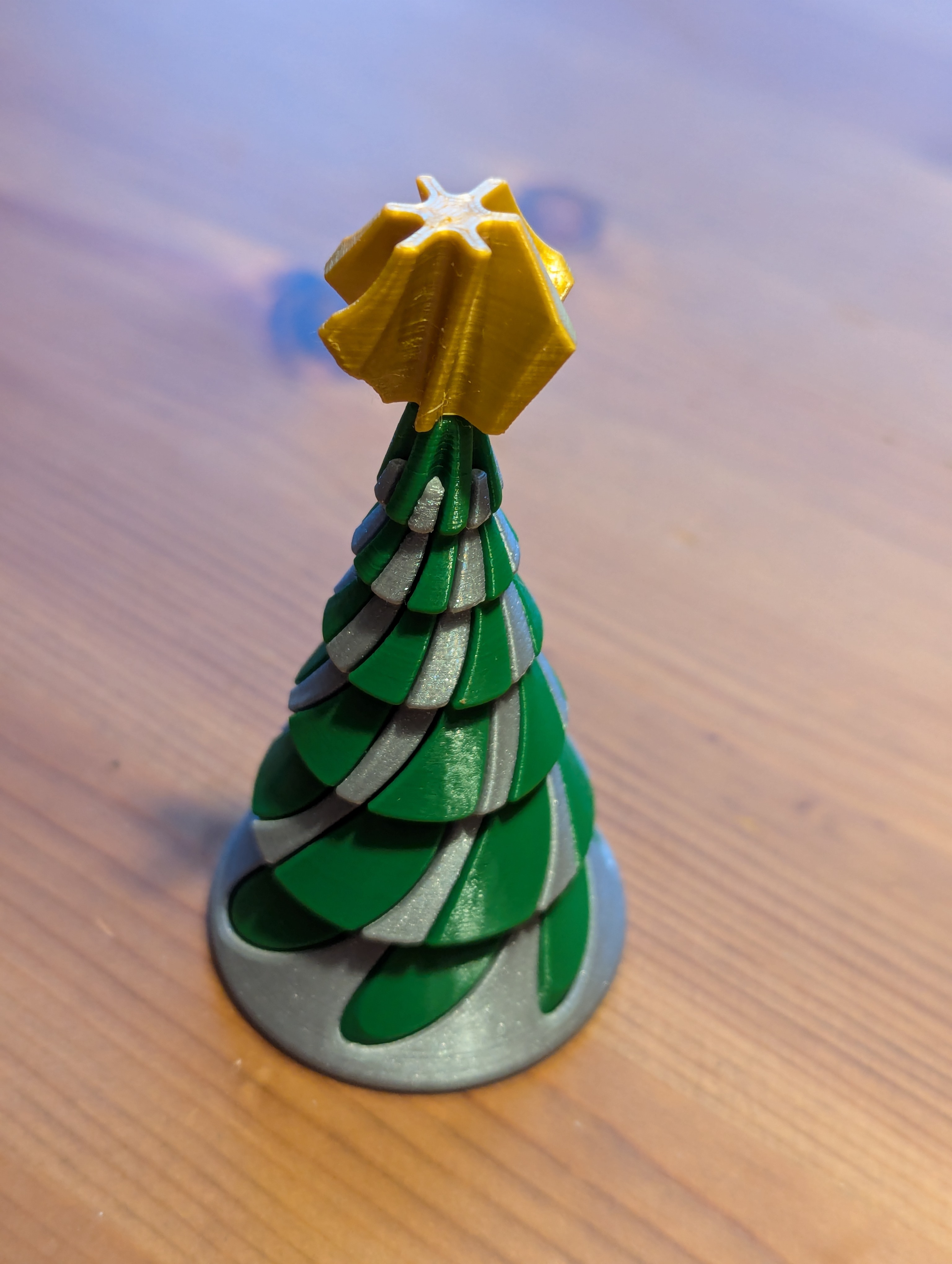 Pass-through Vortex Christmas Tree Fidget/Decoration — thumbnail 3