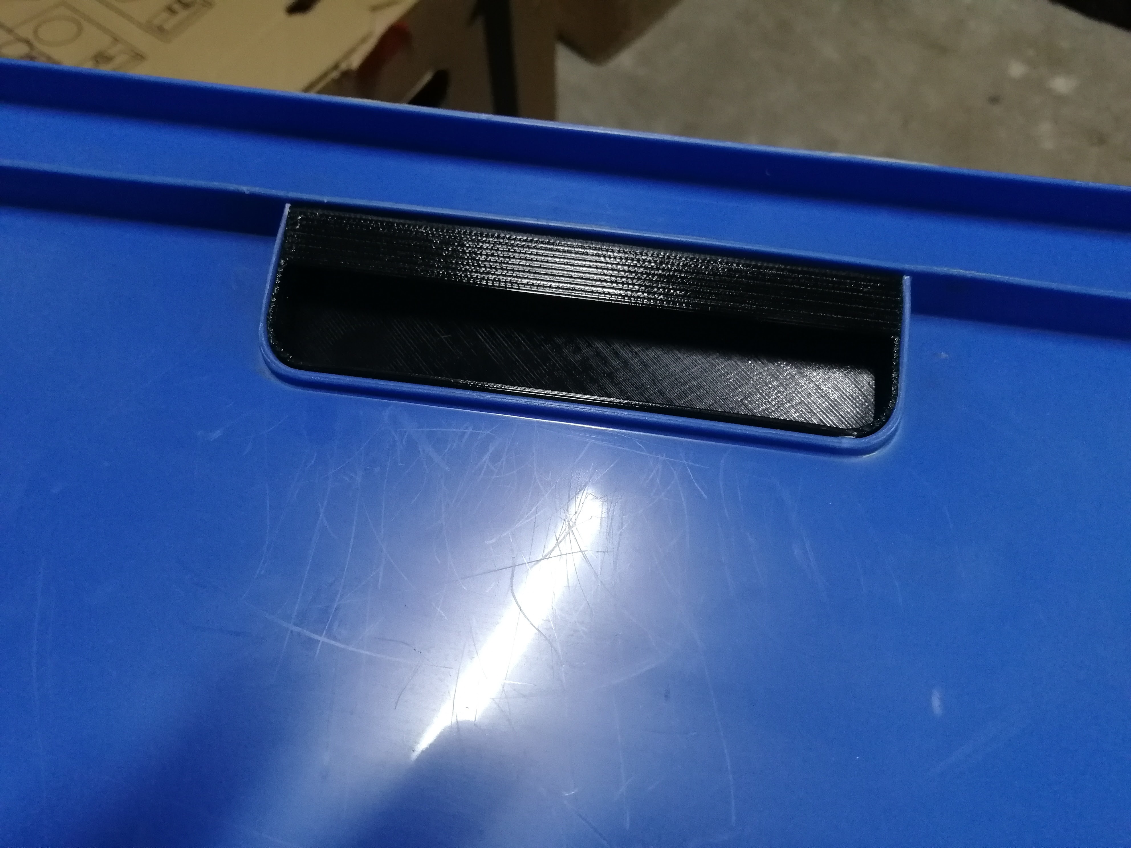 Curver Toy Box Handle Insert by Andreas Gohr Download free STL model