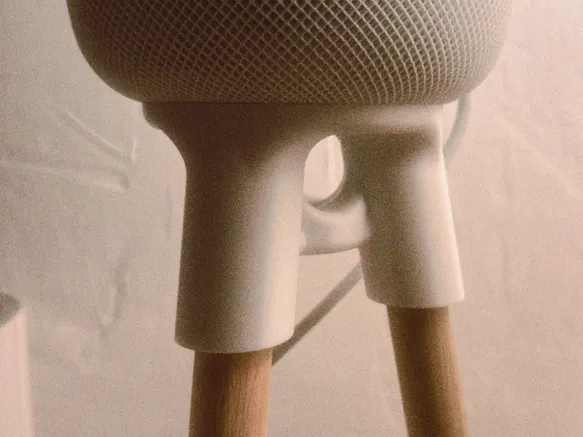 Homepod Stand on Wood Handles