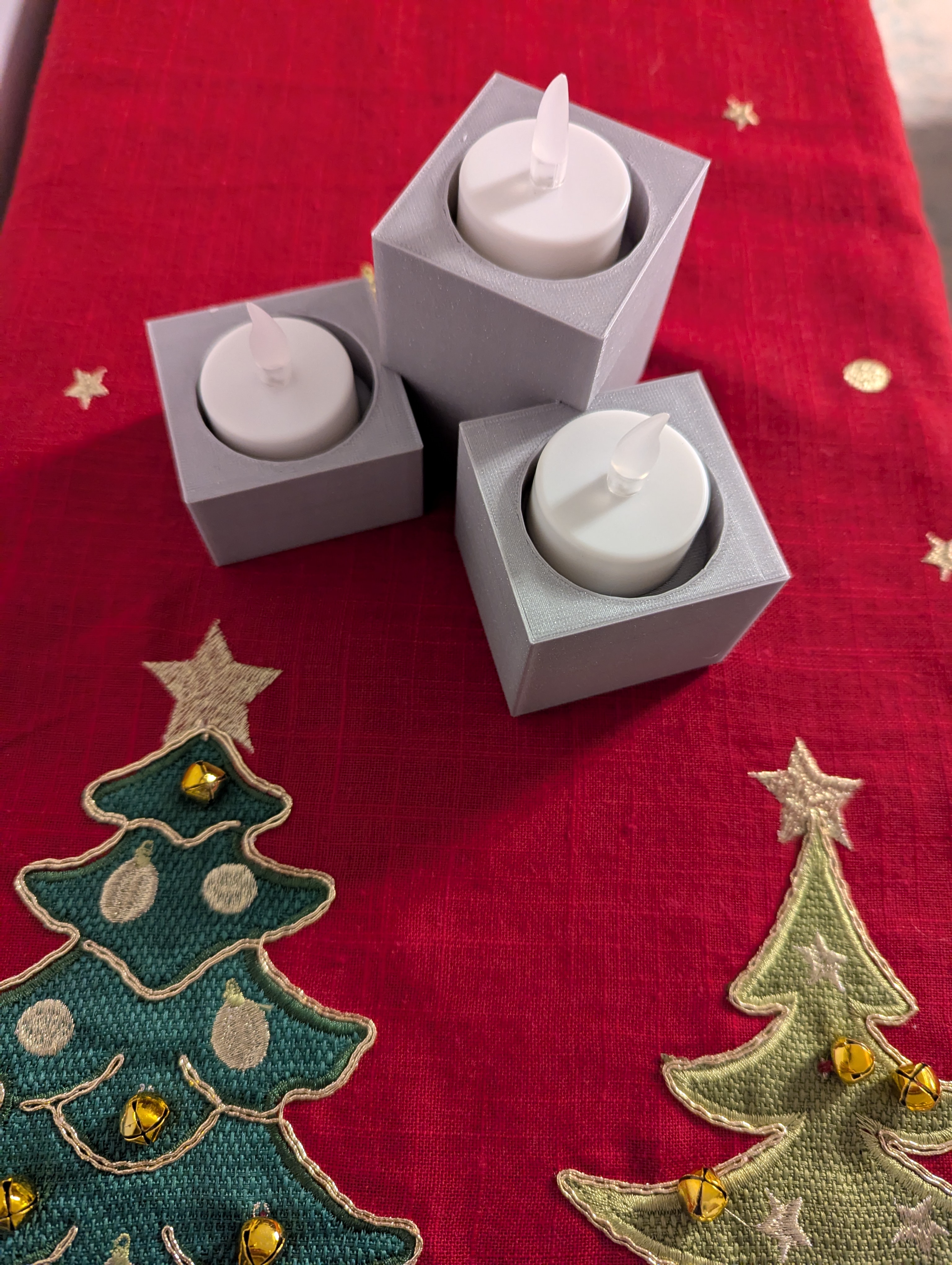 Simple Tea Light Centerpiece
