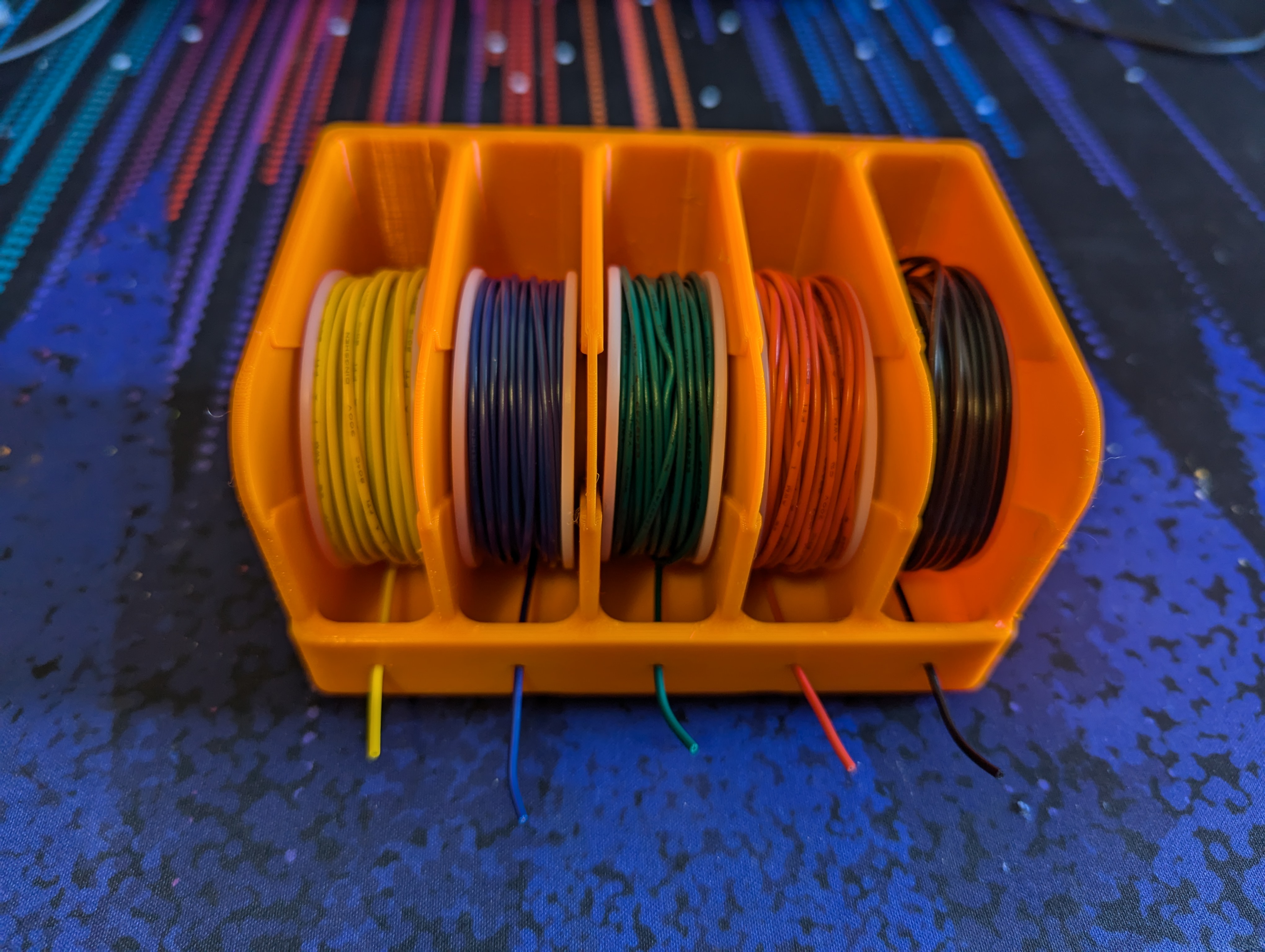 Miniatura 2 do modelo 3D gridfinity 2x3, wire spool holder