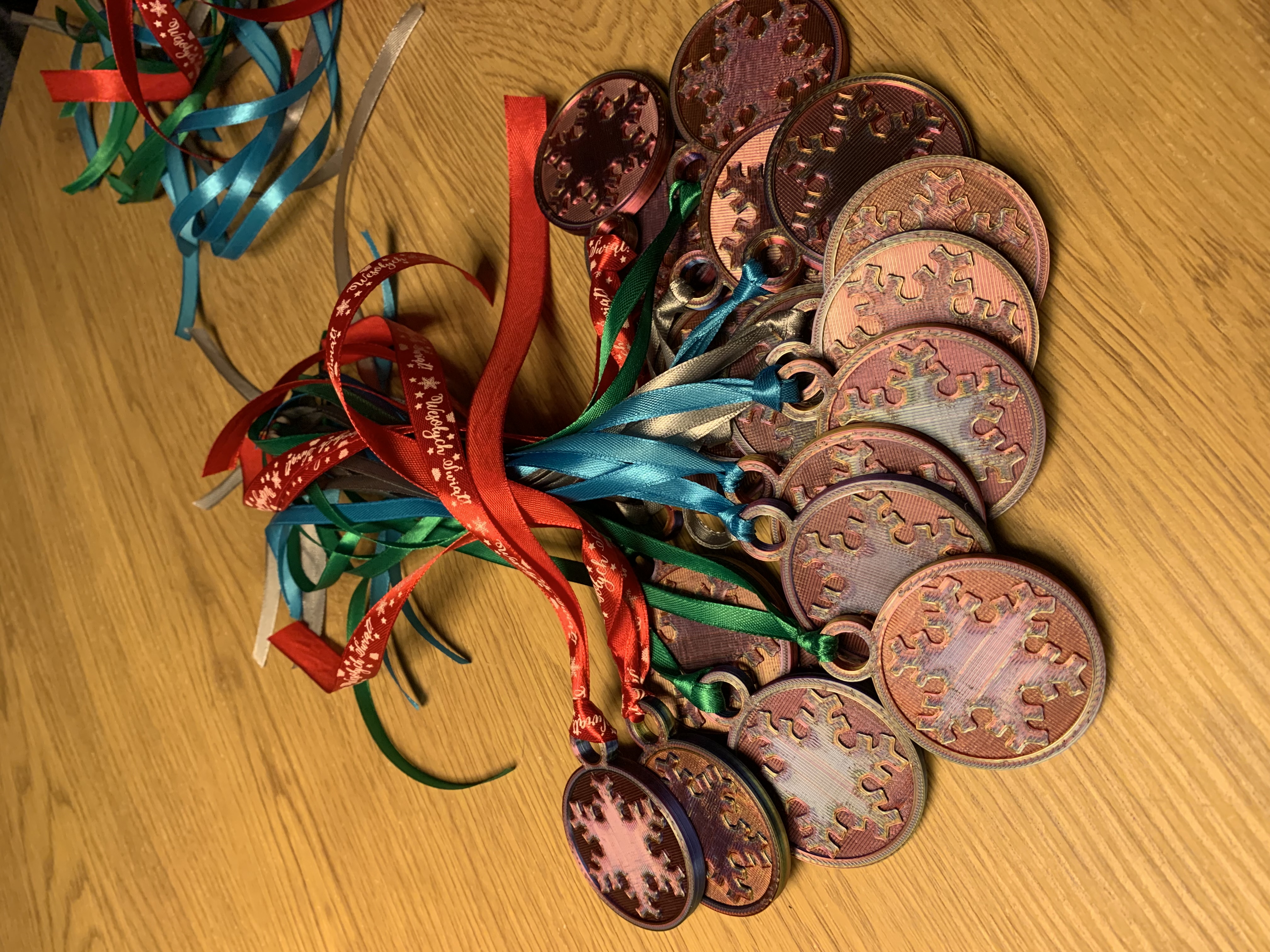 NFC-Enabled 3D-Printed Christmastree Ornaments!