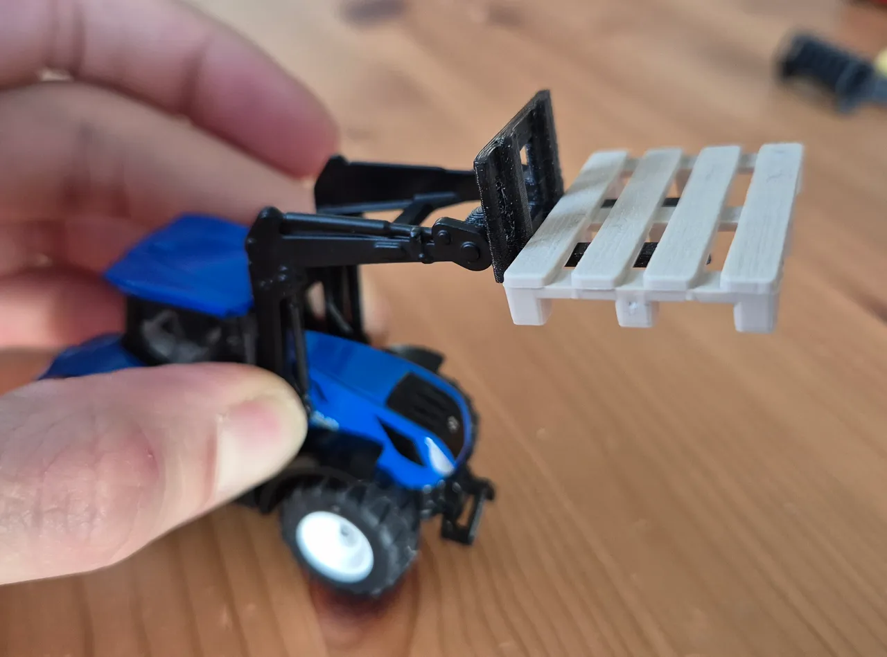 Siku Tractor 32 Siku 1544 New Holland Tractor Toy Blue Mini
