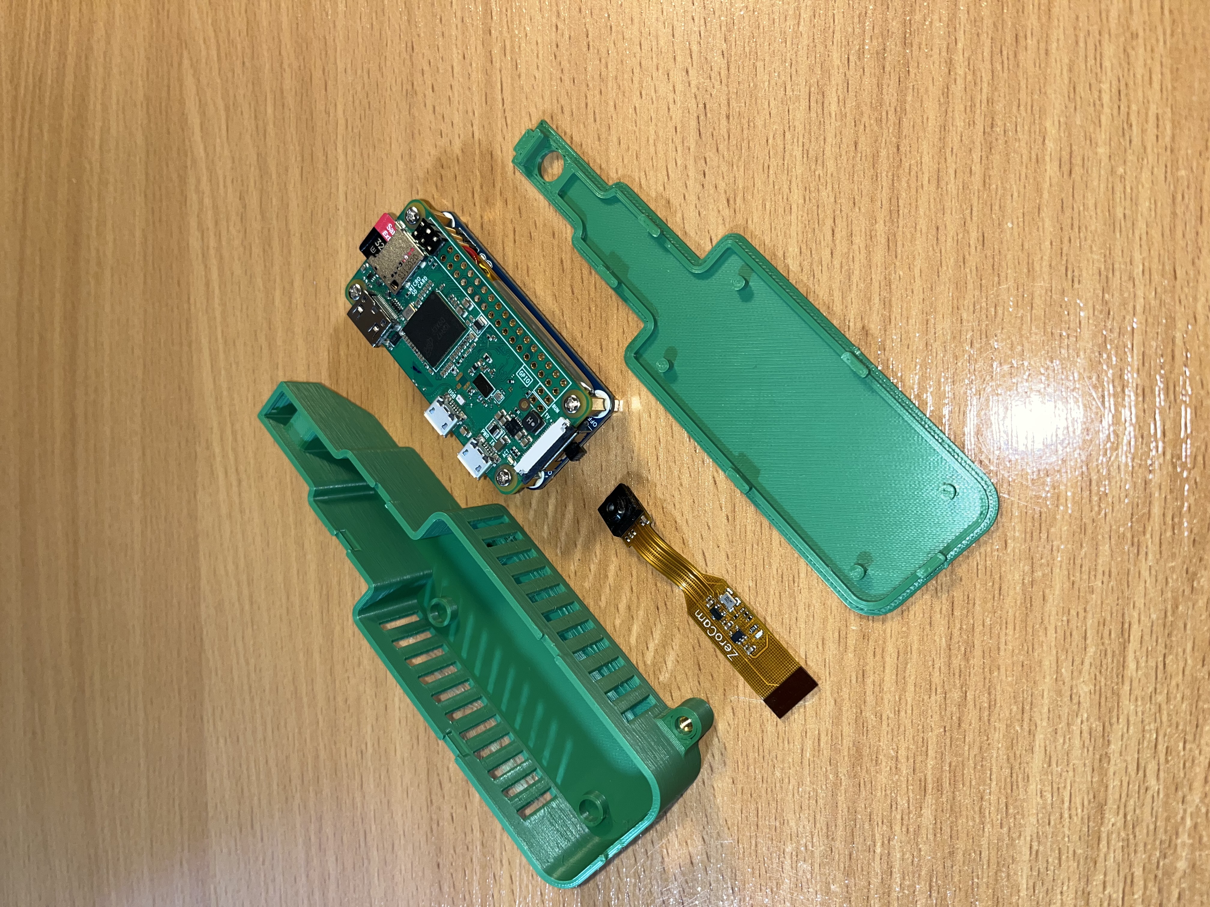 RespberryPi Zero + ZeroCam + Waveshare UPS + GoPro mount case