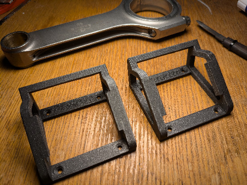 Battery holder for One Makita 14V- 18V