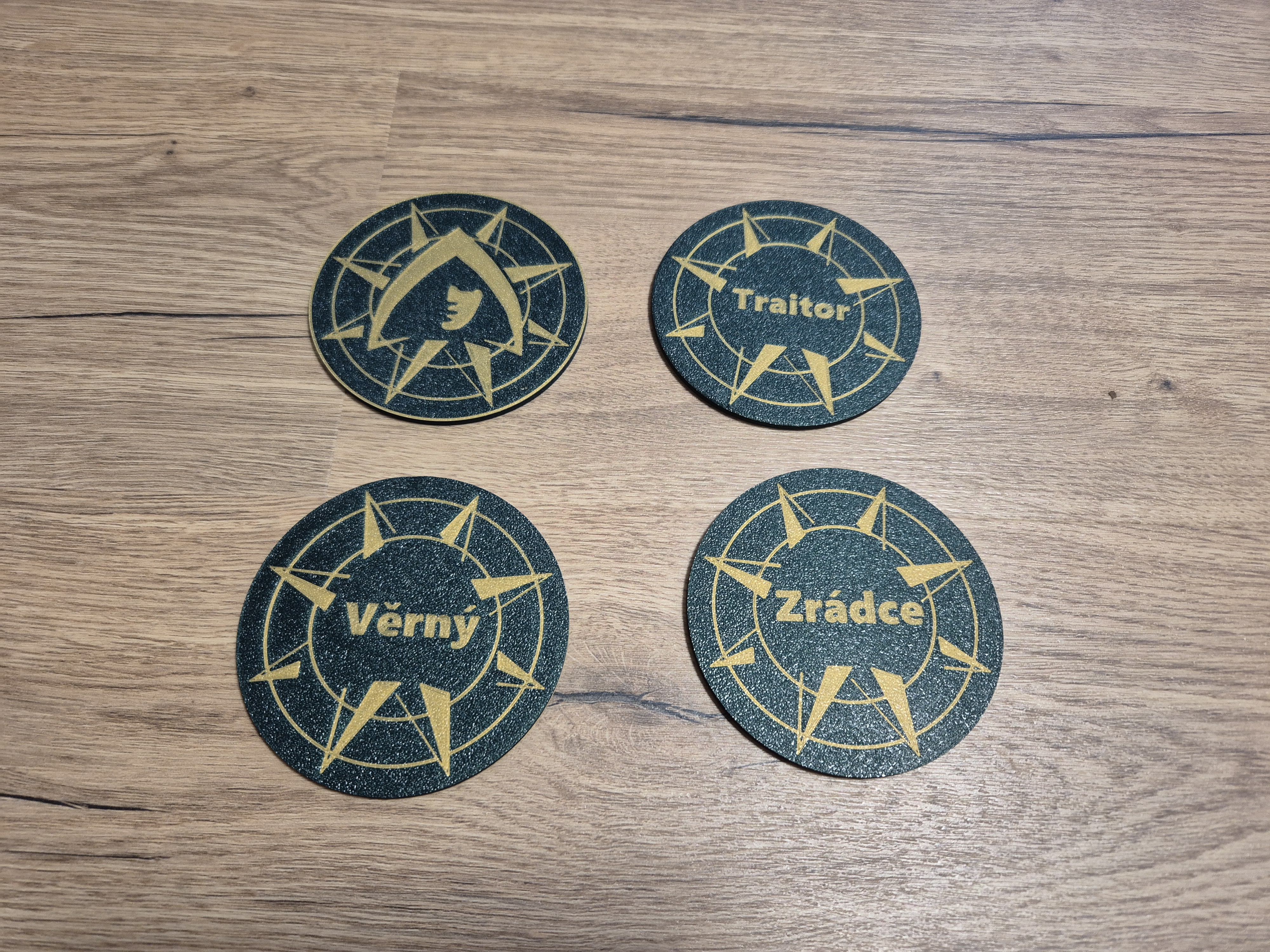 Zrádci podtácek / The Traitors coaster