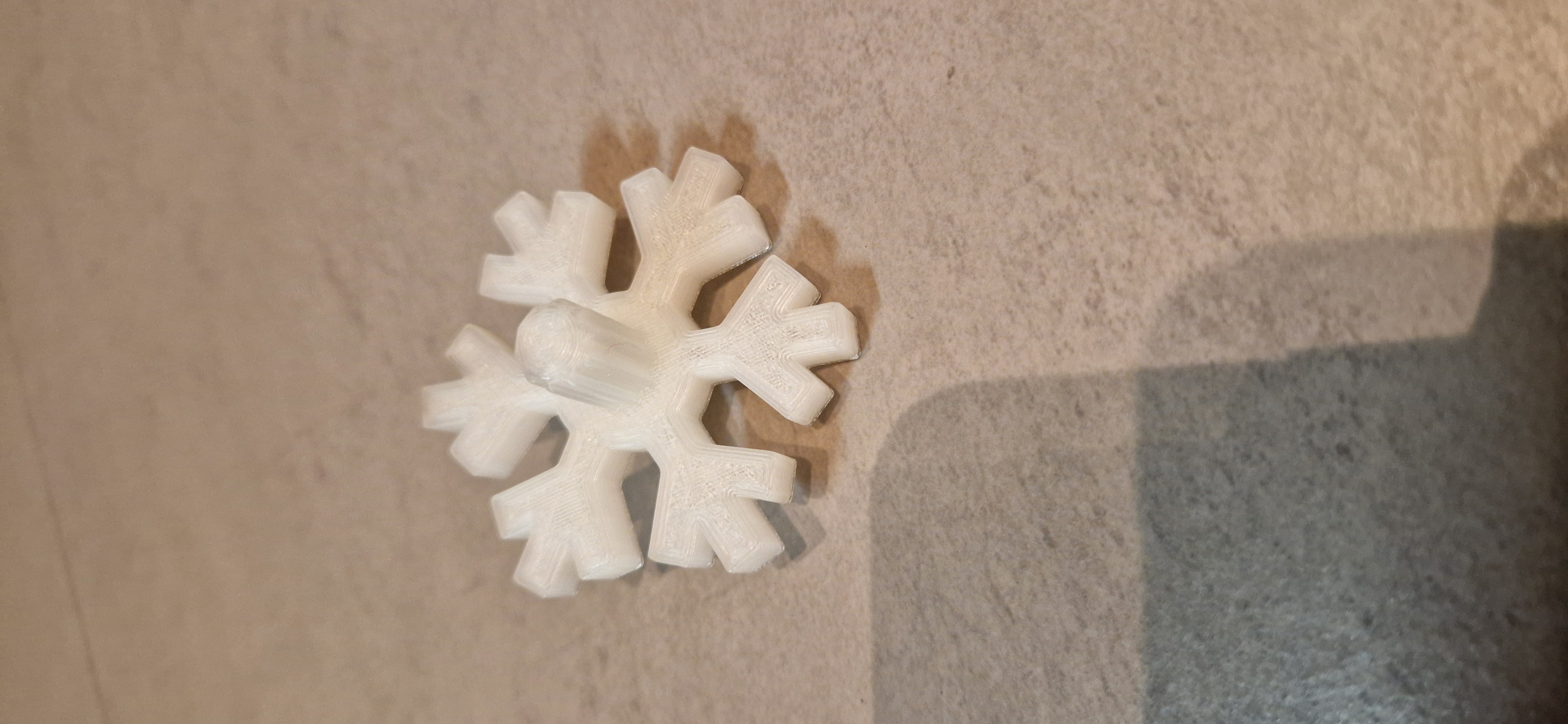 Miniatura 3 do modelo 3D Snowflake Spinner