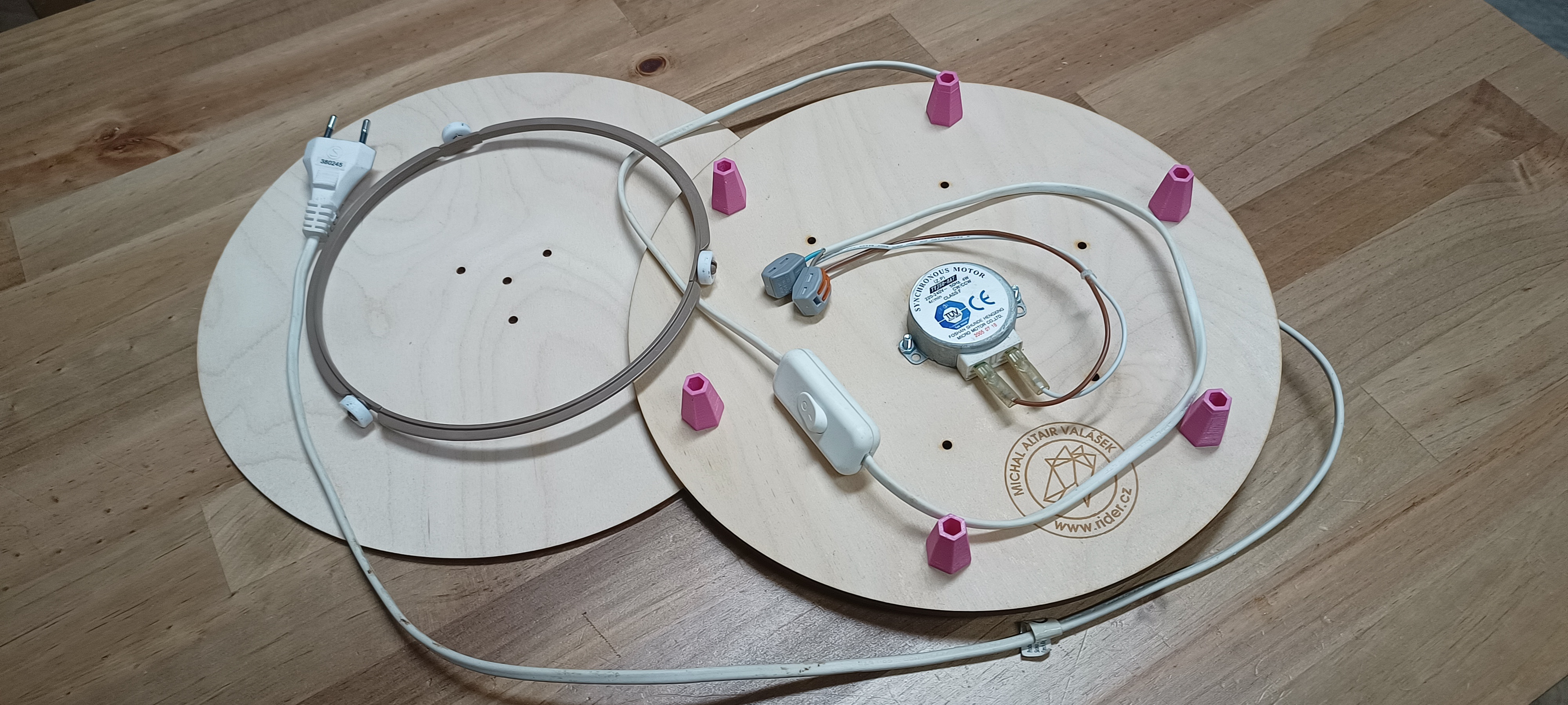 Video turntable — thumbnail 5
