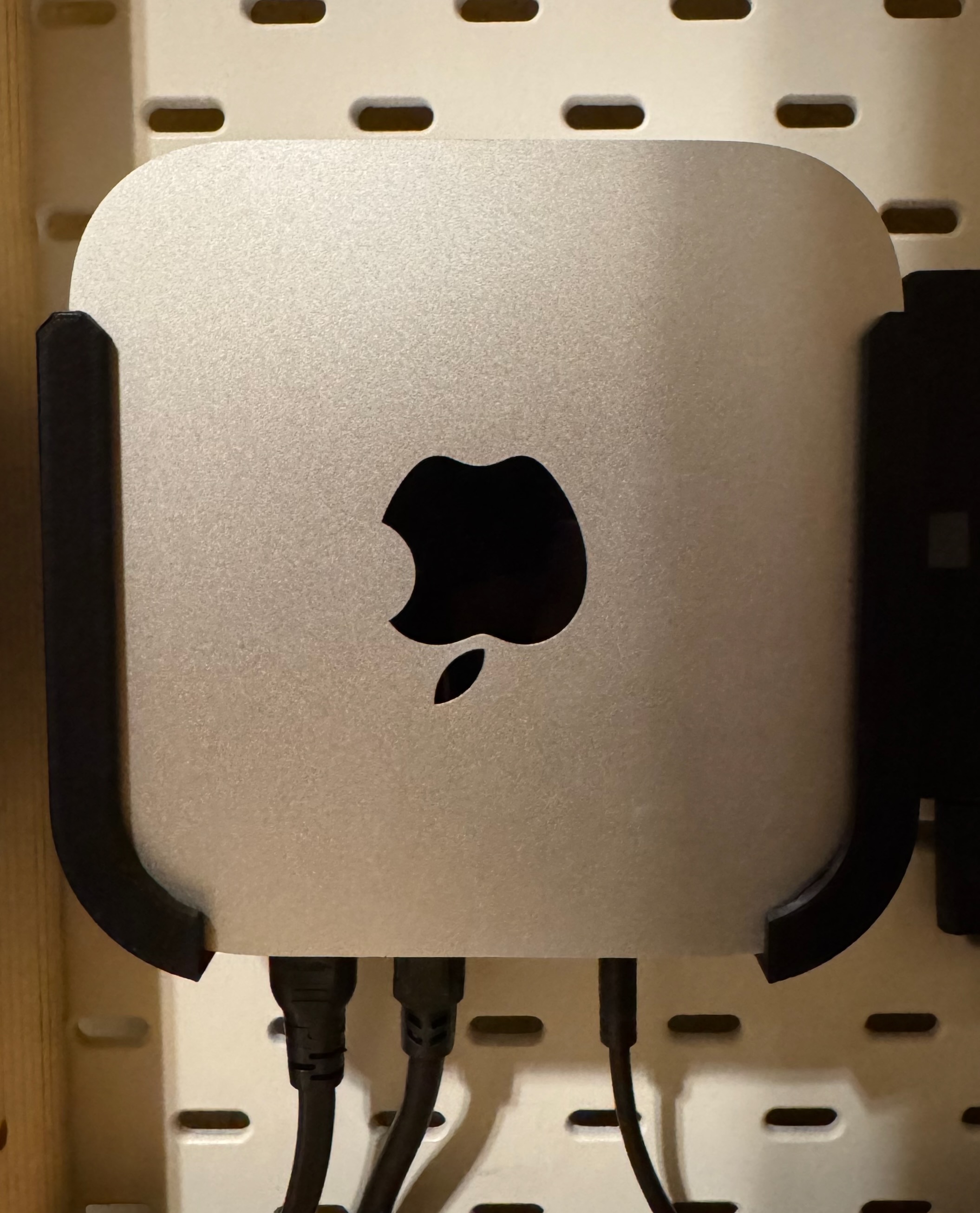 Mac Mini 2024 M4 Wall Mount