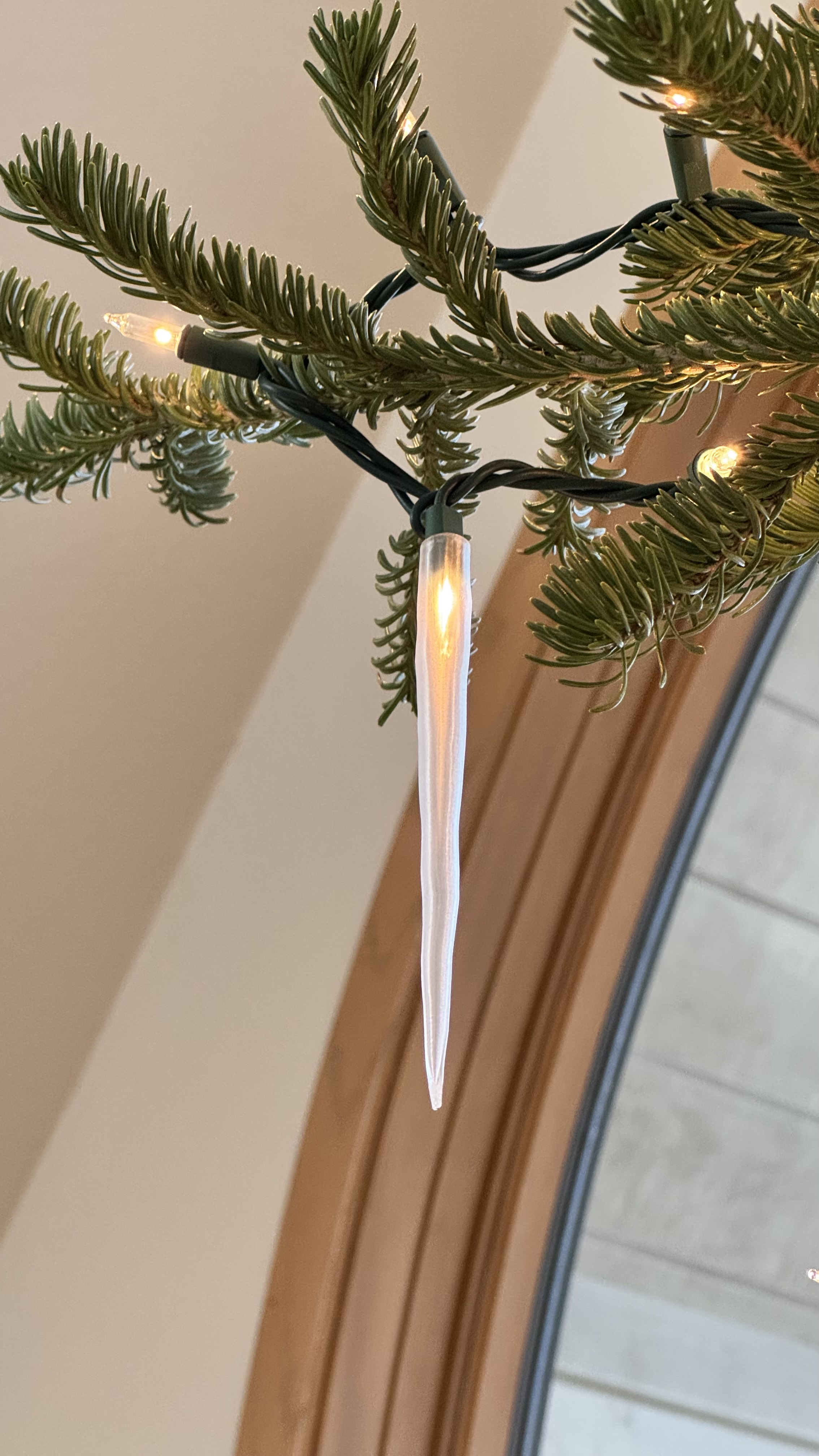 Elegant Icicle Light Cover