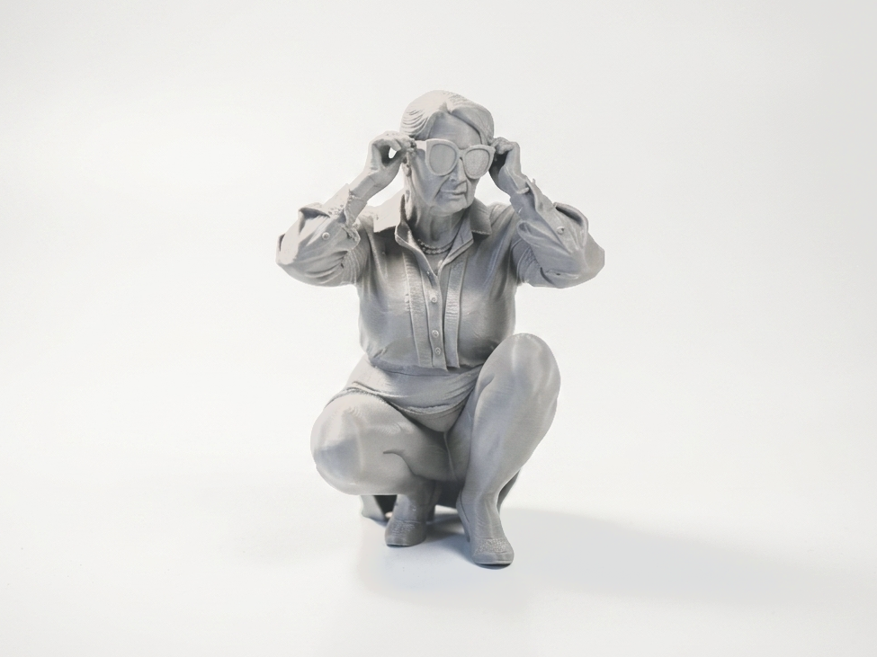 Squatting Grandma Figurine Female Character 3D Printable