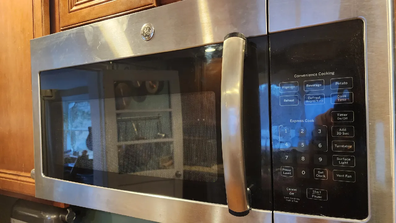 Microwave Handle Mount by JROBot | Download free STL model | Printables.com
