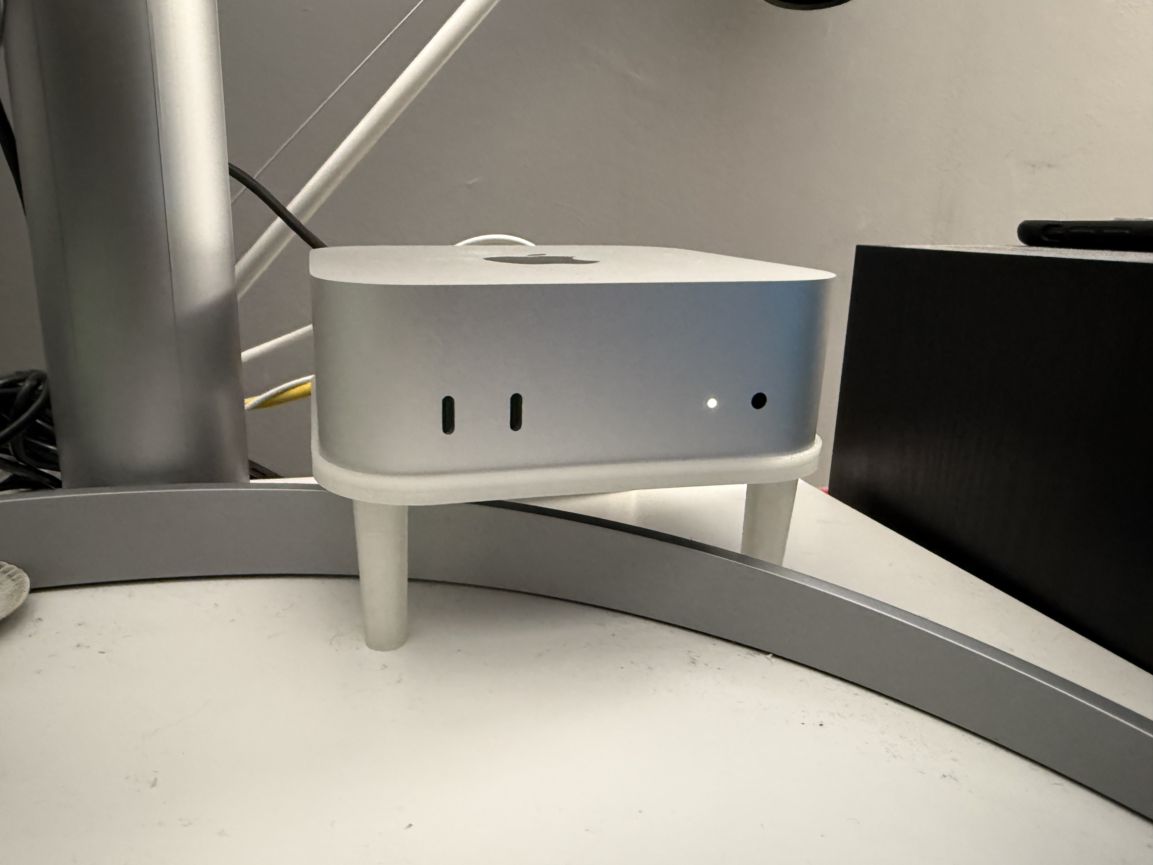 Mac Mini M4 stand
