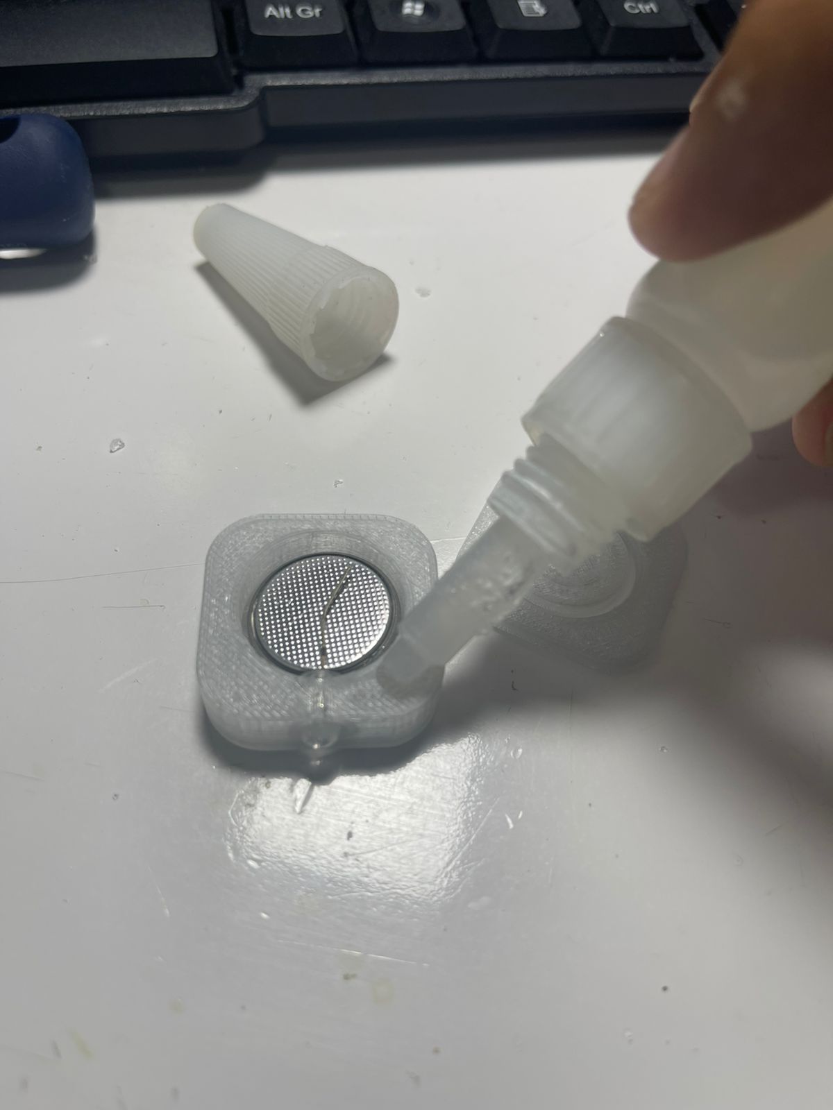 Miniatura 3 do modelo 3D Simple flashlight LED