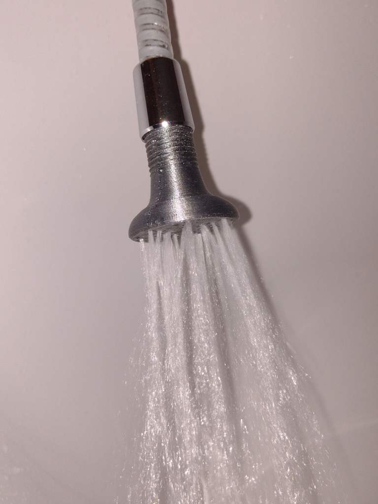 Minimal shower head