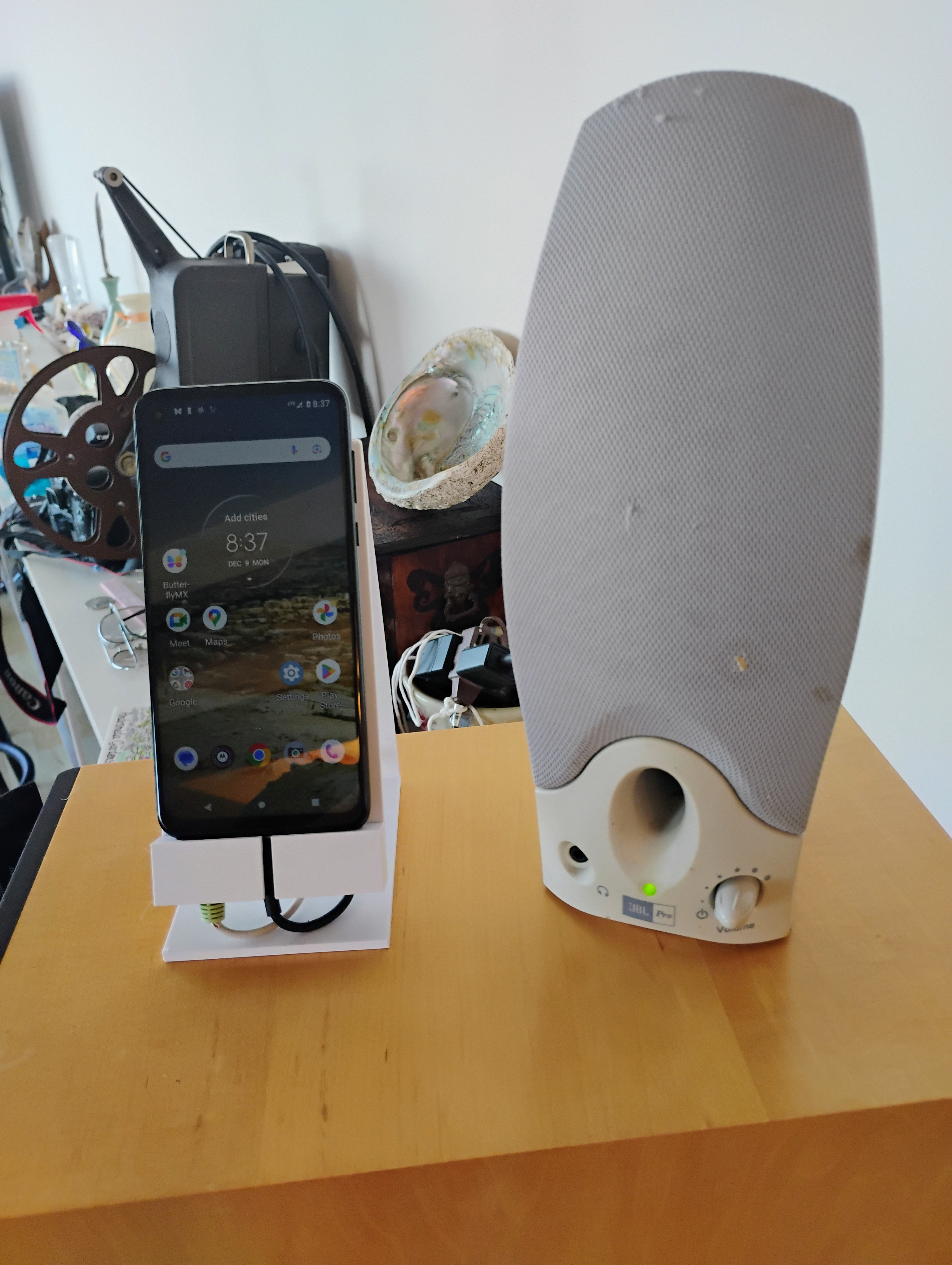 Genric Phone Stand with Audio & USB connections