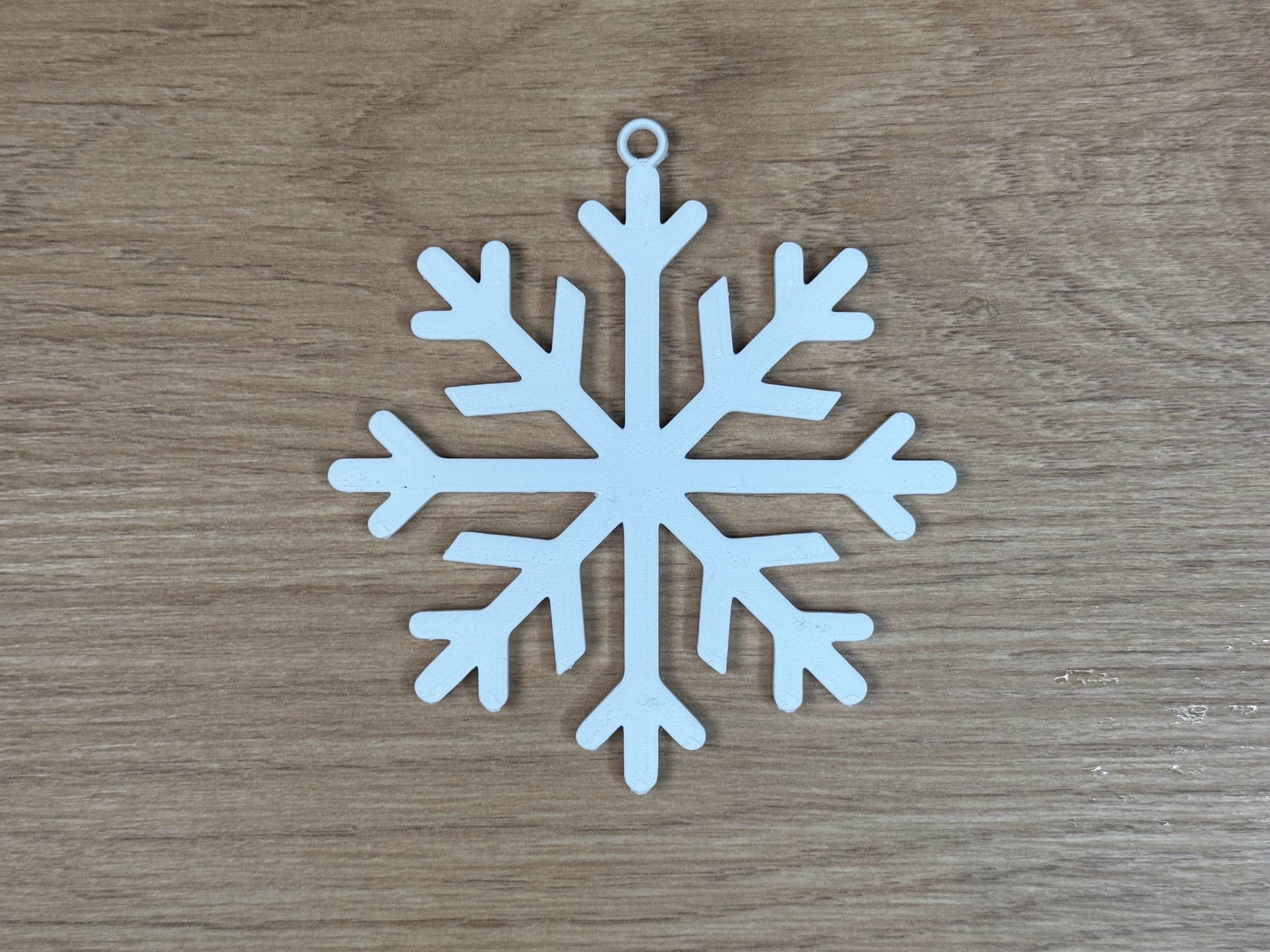 Snowflake Ornament for Christmas Tree / Schneeflocken Christbaumschmuck