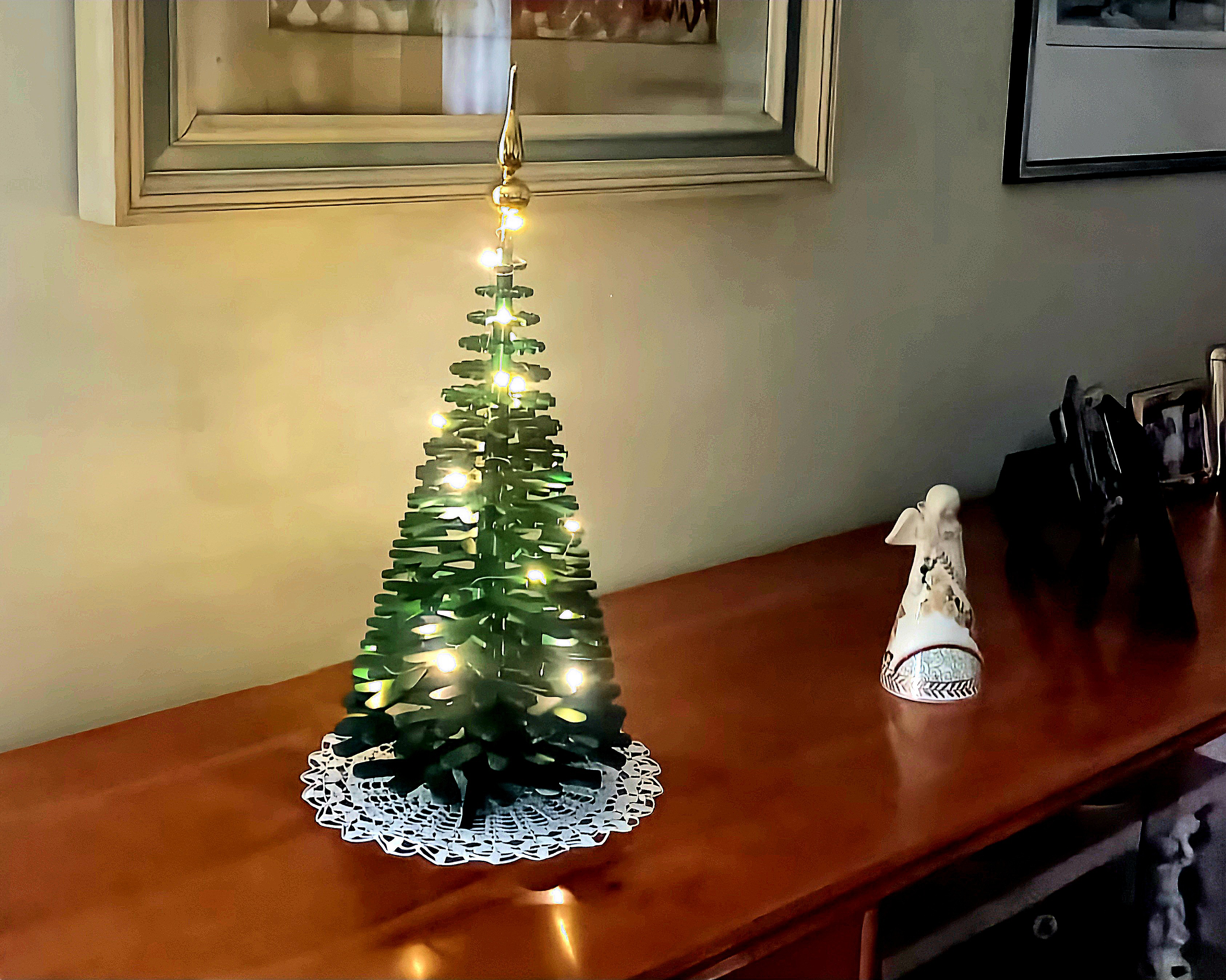 Modular snowflake Christmas tree