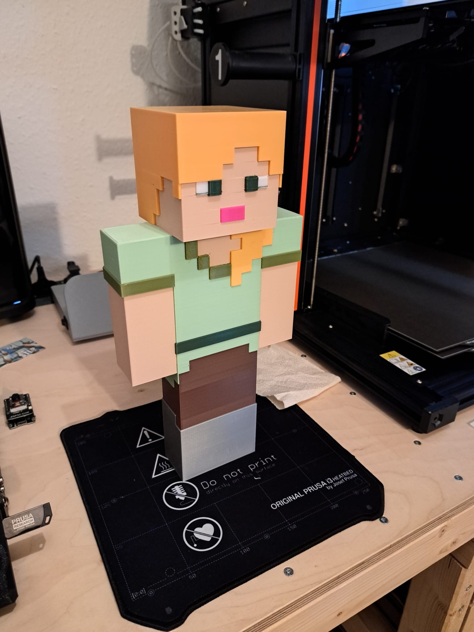 Minecraft Alex Multicolor — miniatura 2