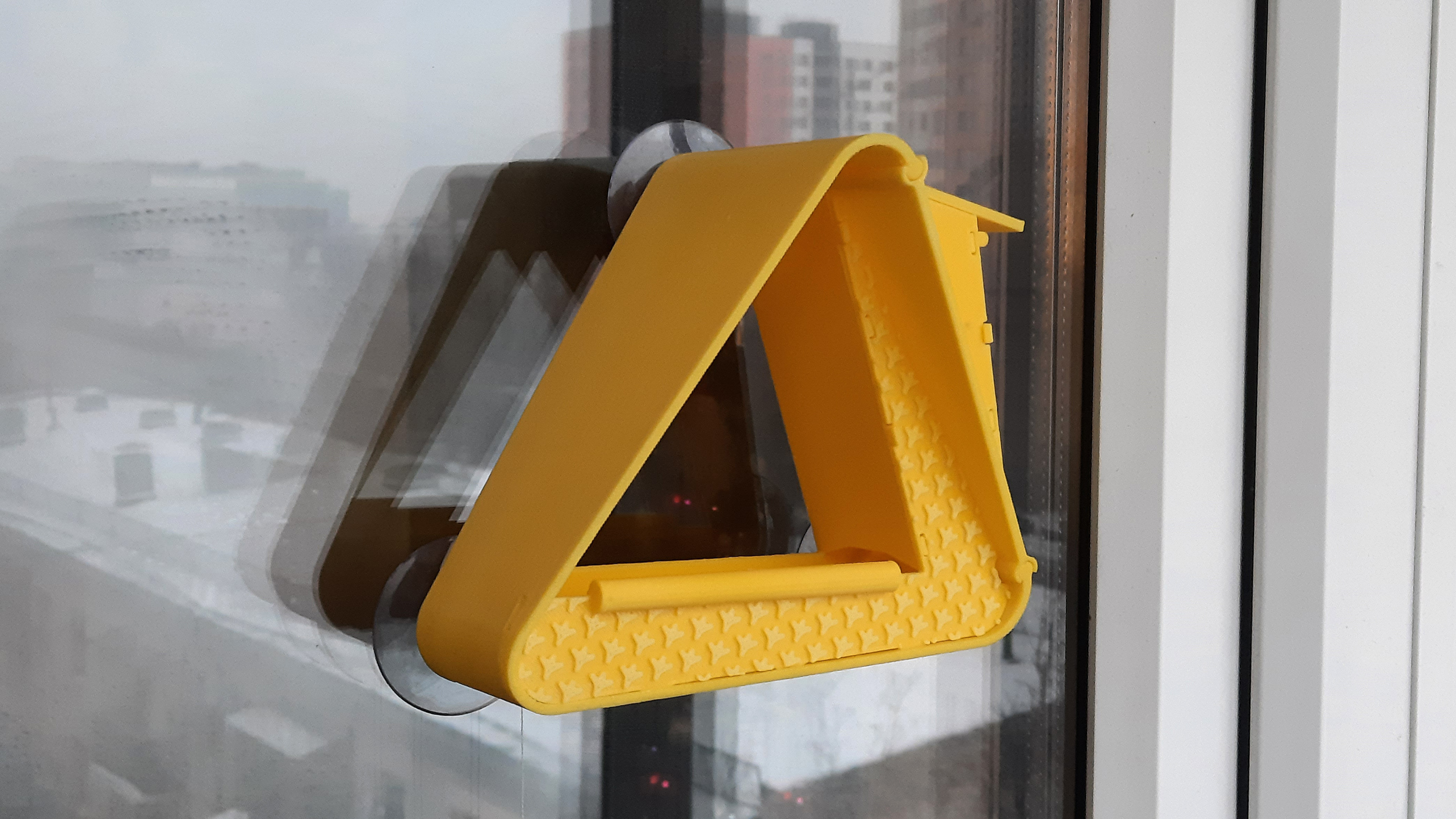 Miniatura 2 do modelo 3D Window Bird Feeder
