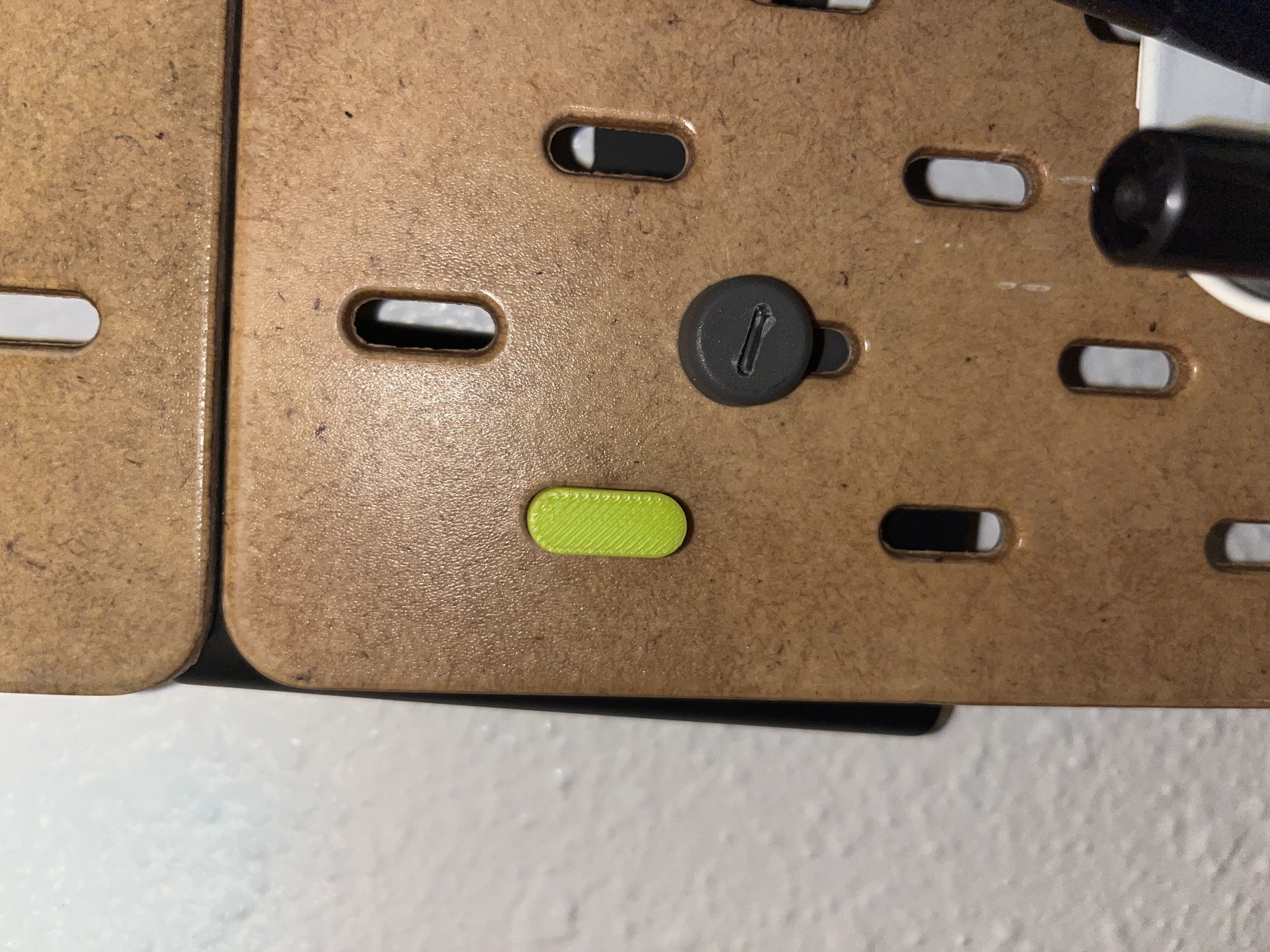 Skadis Button for Govee Lamp