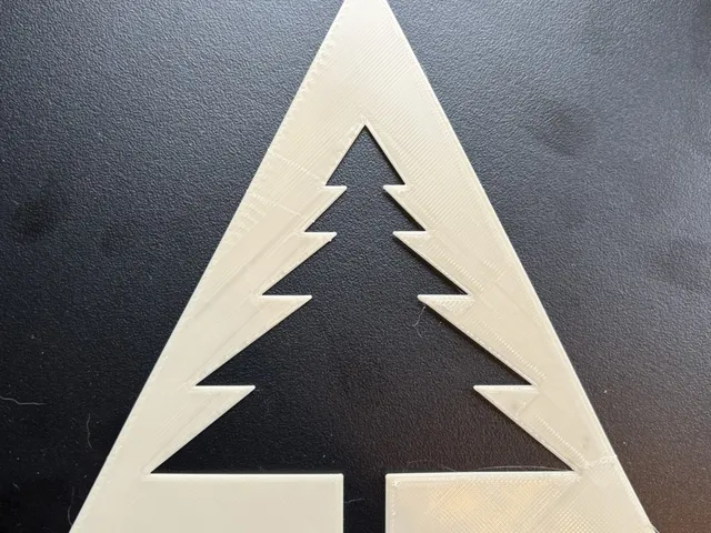 Christmas Tree Stencil