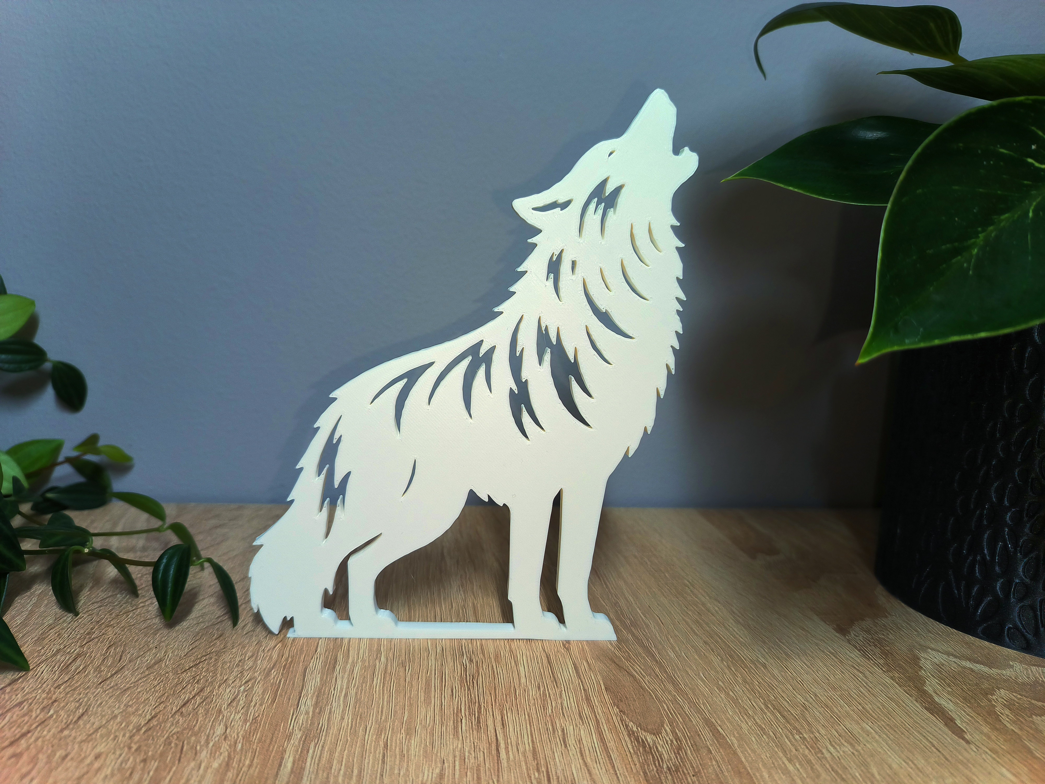 Howling Wolf Decoration — miniatura 3
