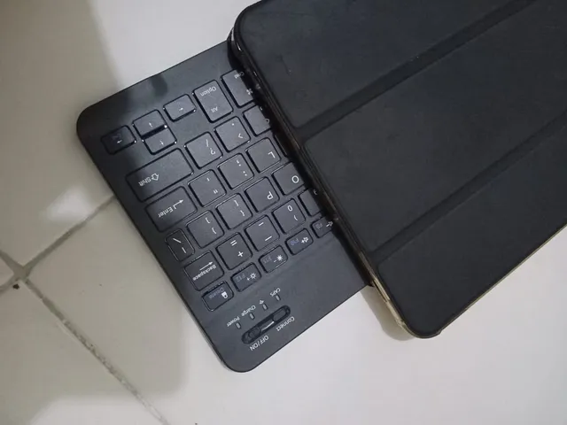 Ipad Case Extension for Bluetooth keyboard
