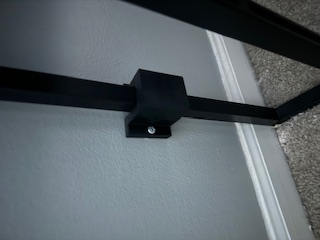Headboard bracket