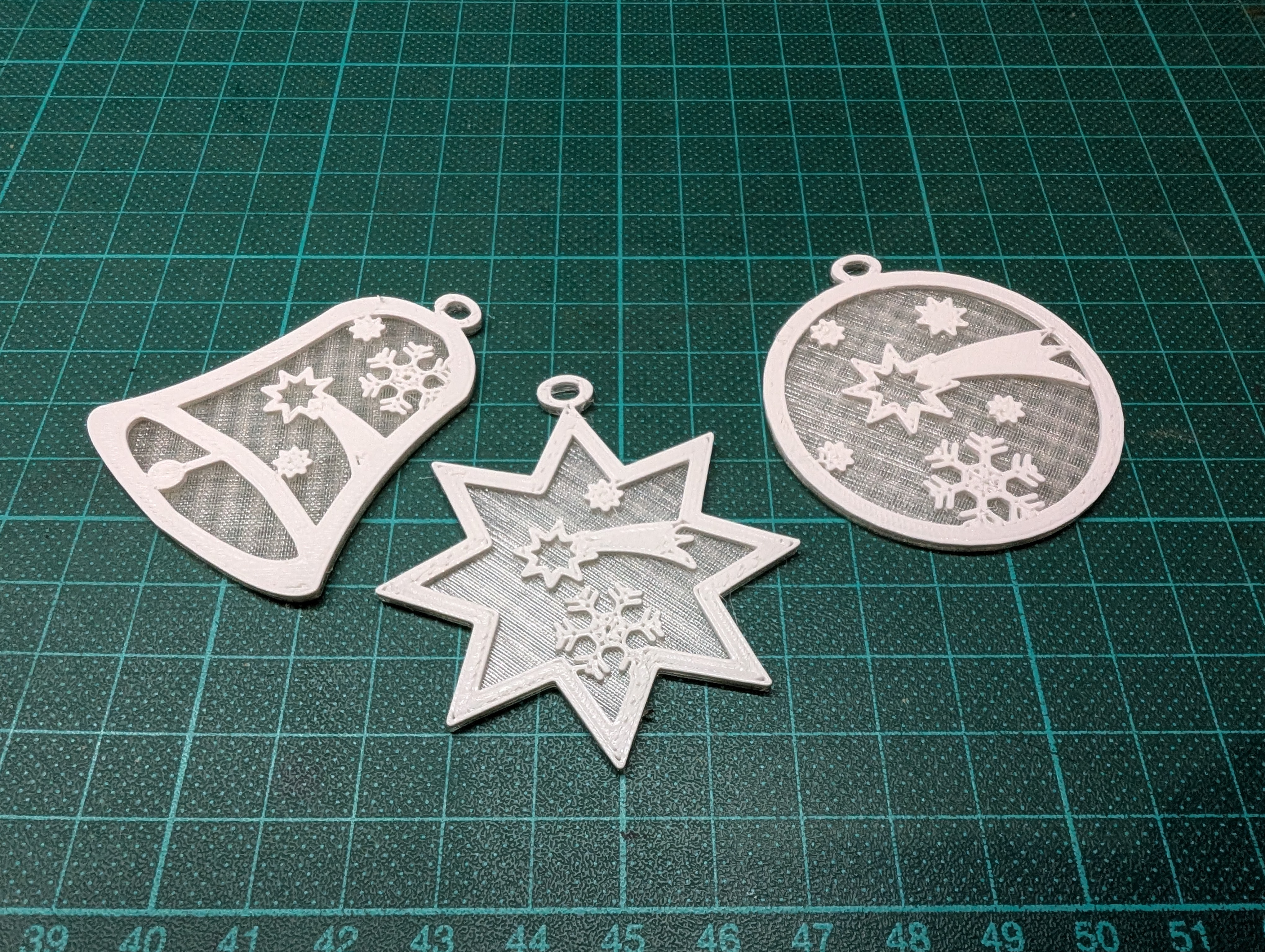 Christmas decorations — thumbnail 2
