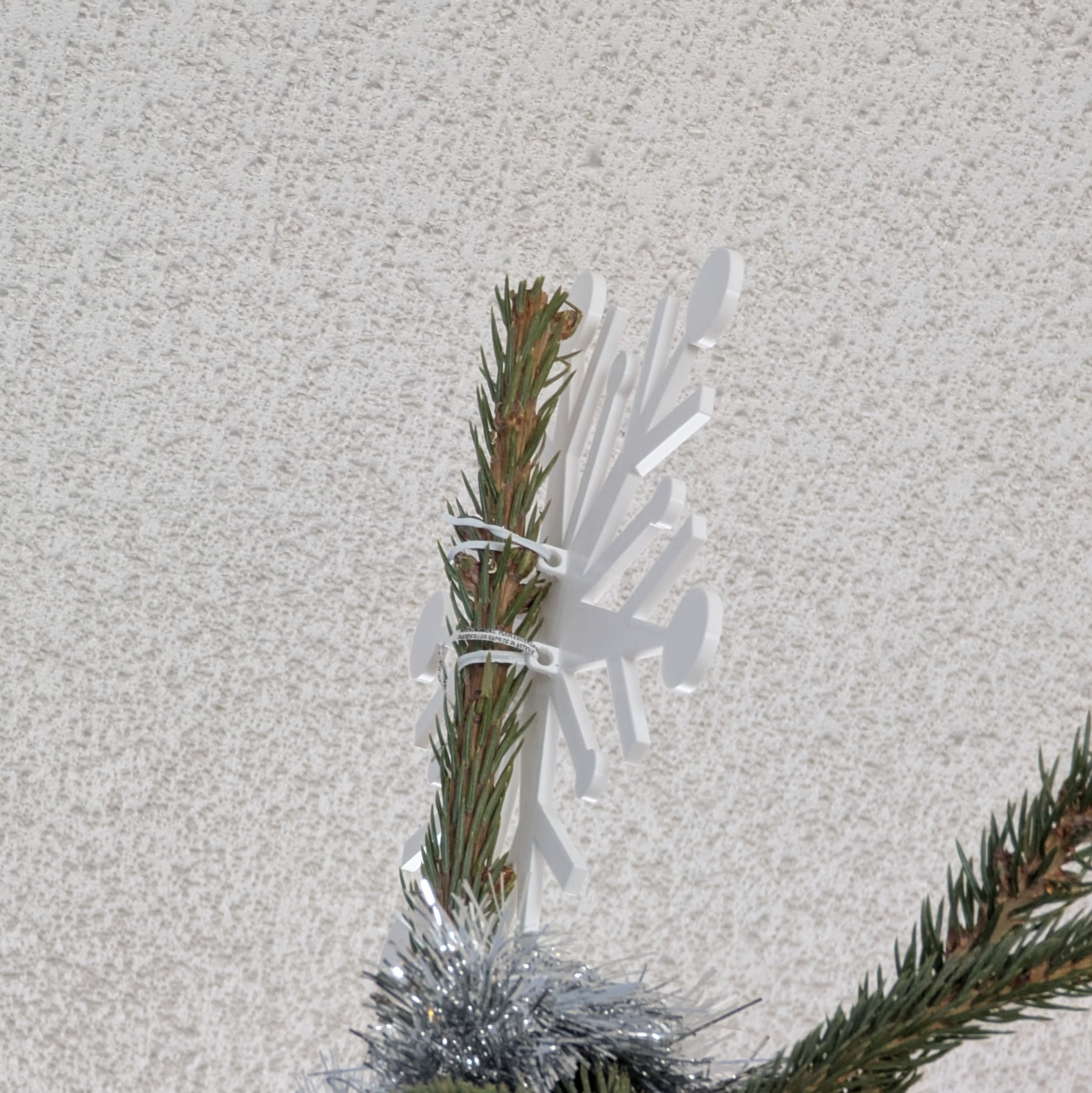 Miniatura 2 do modelo 3D Snow Flake Tree Topper